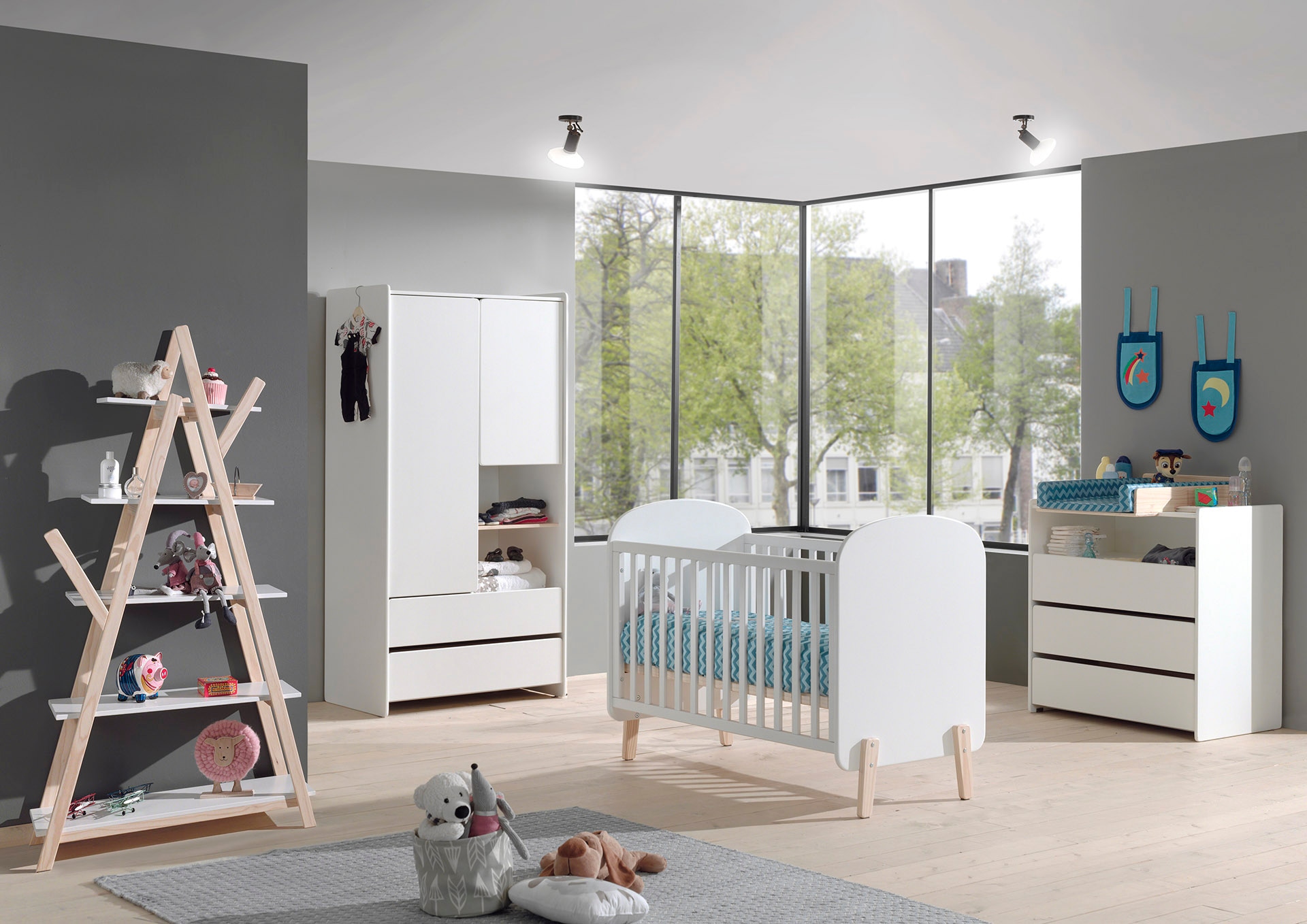 Vipack Lit bébé Lit bébé avec surface de couchage 60 x 120 cm laqué blanc