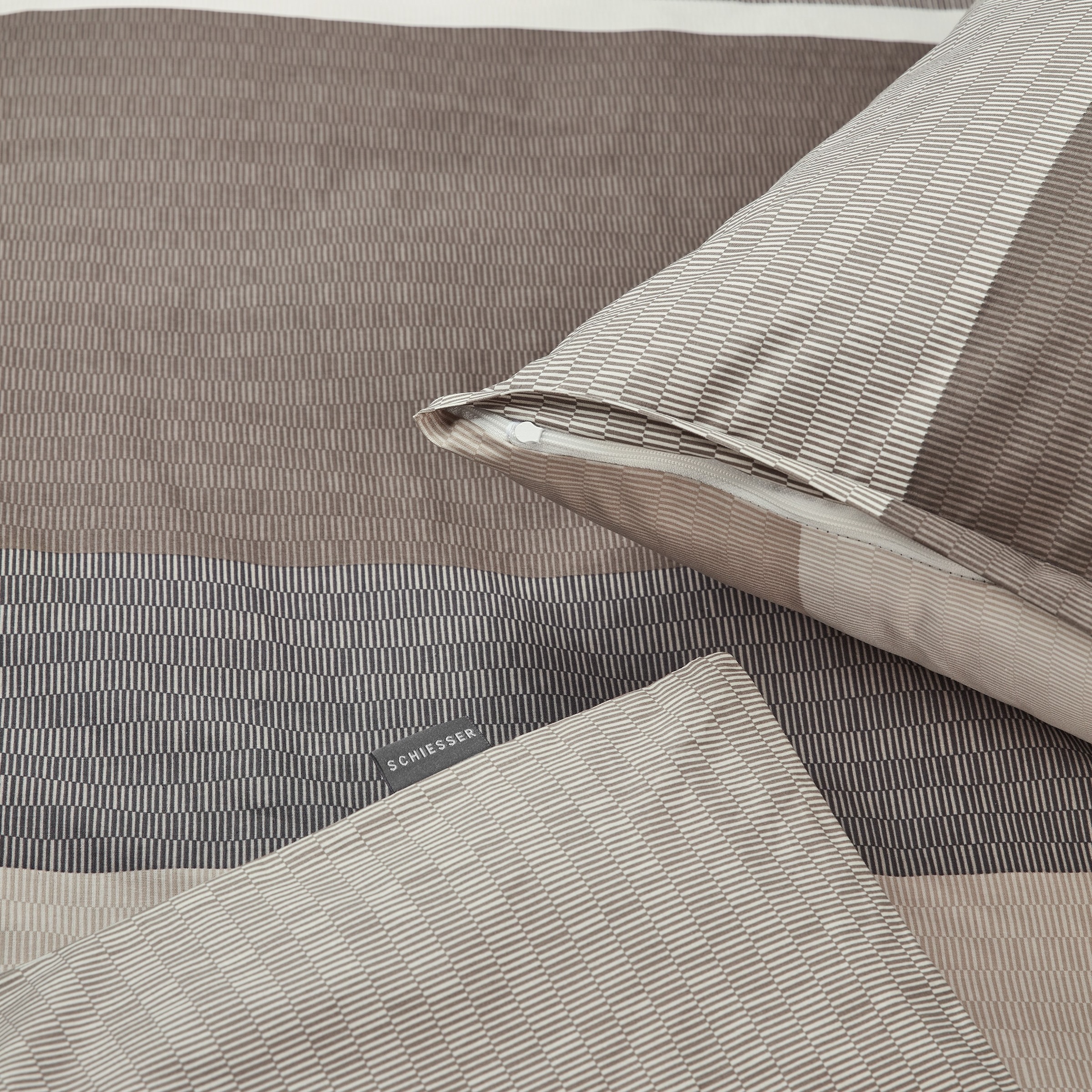 Schiesser Linge de lit »Endy Stripes aus weicher Baumwolle mit grossen und kleinen Streifen« 2 cuis Made in Green