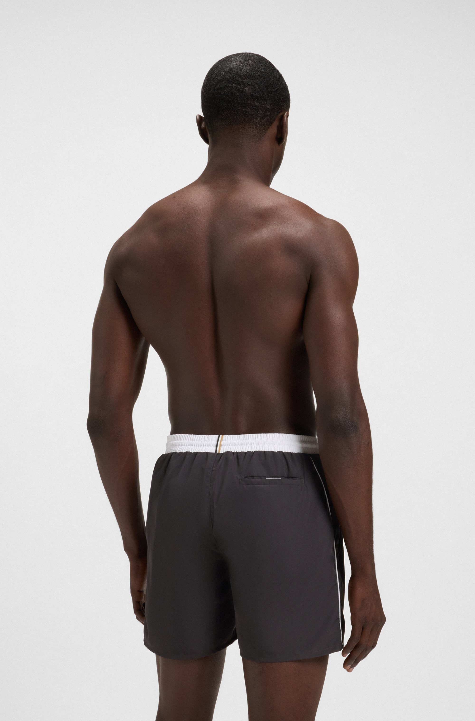 BOSS Badeshorts »Starfish« mit Kontraststreifen