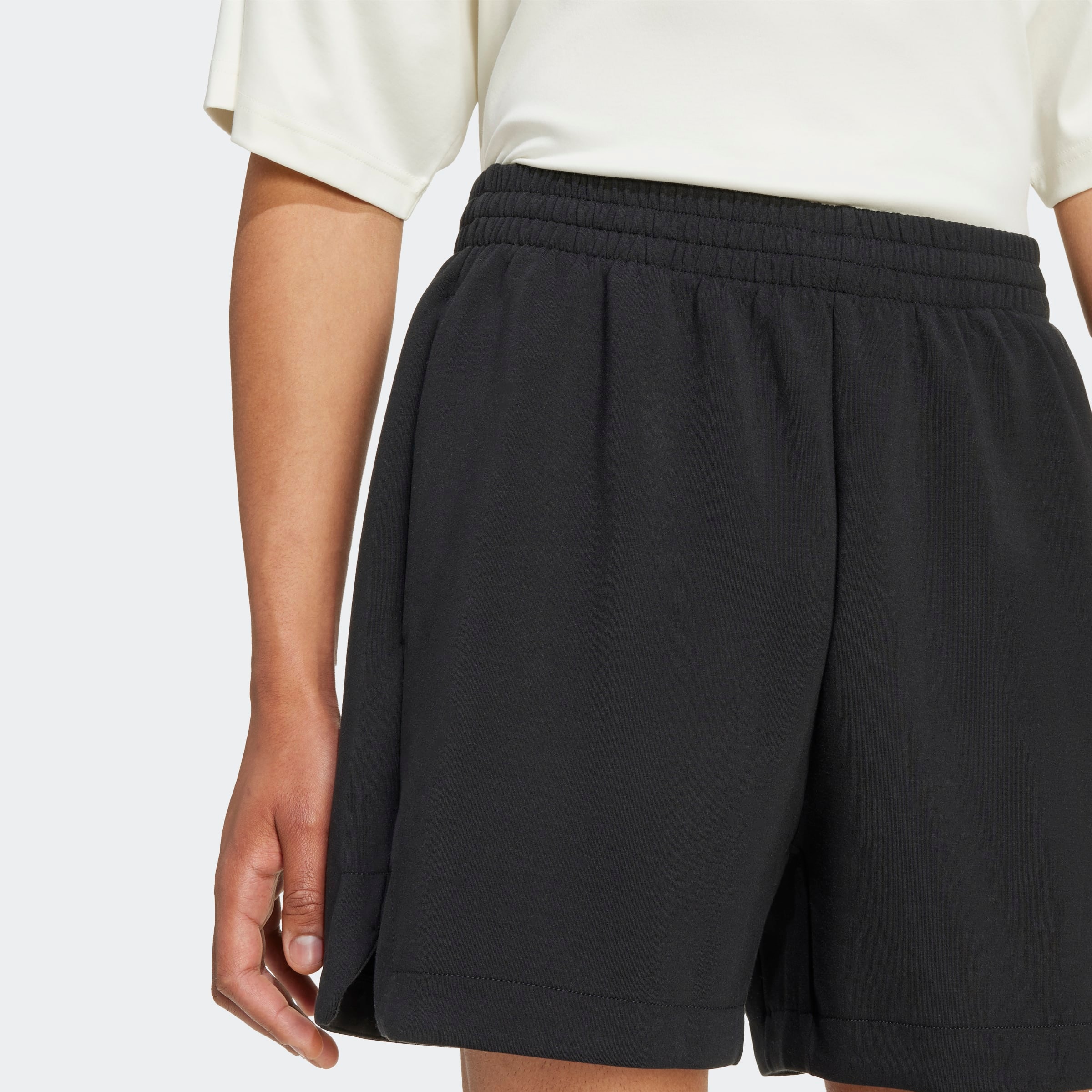 adidas Sportswear Shorts »SOFT LUX«  in Bermuda-Länge, normal-weite Passform