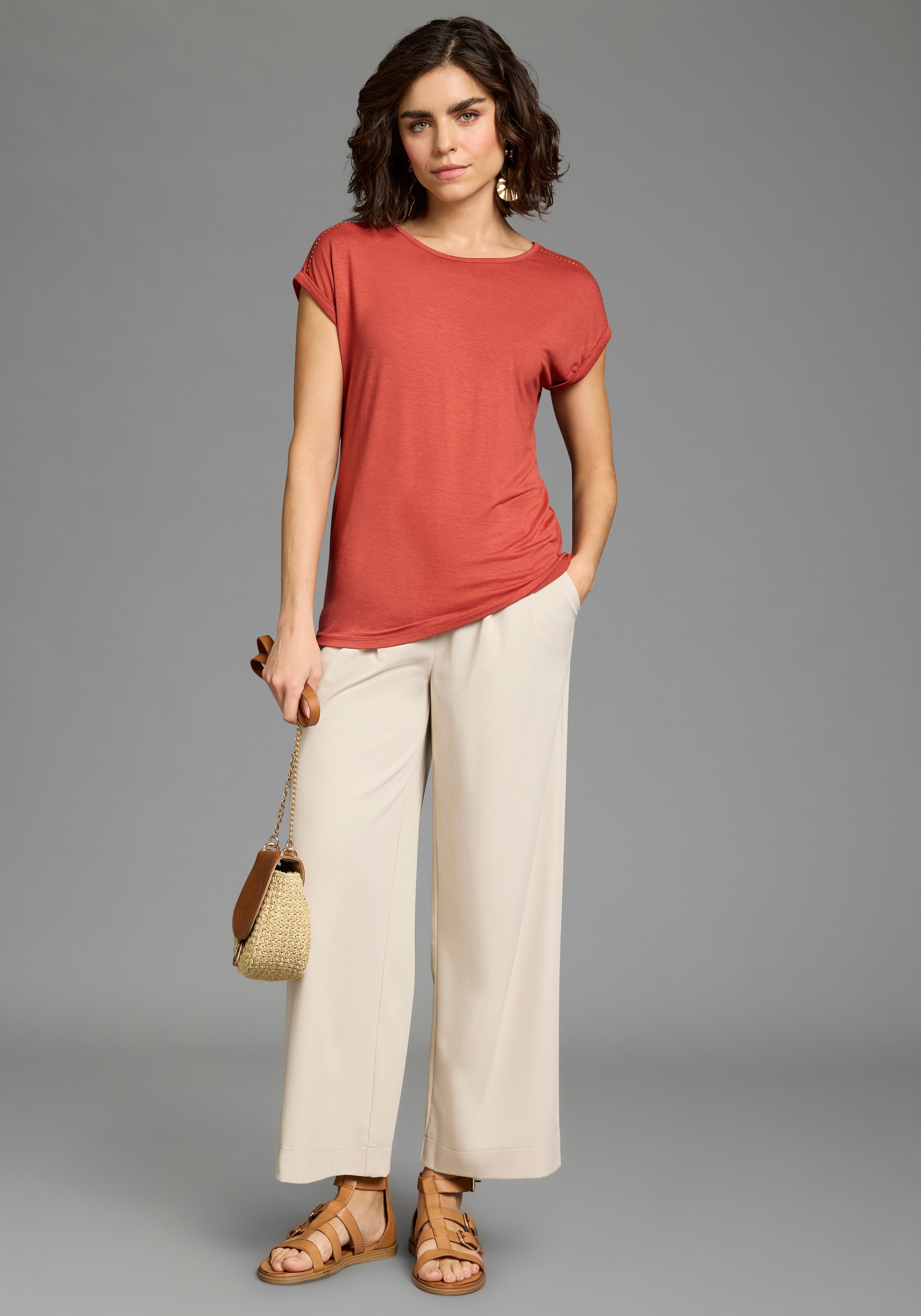 Laura Scott T-shirt mit dezenten Glitzerdetails an der Schulter, lockere Passform