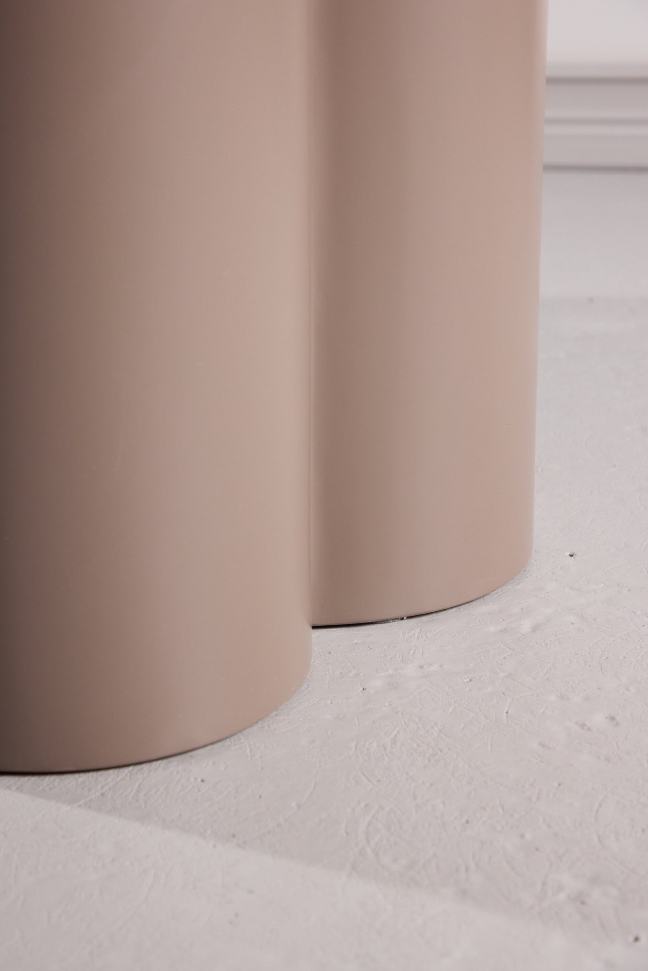 Venture Home Table de salle à manger »Olivia, runder Esstisch in warmem Dunkelbraun, Ø 110 cm« Table à manger, MDF, ronde, teinte bois foncé, moderne, élégante
