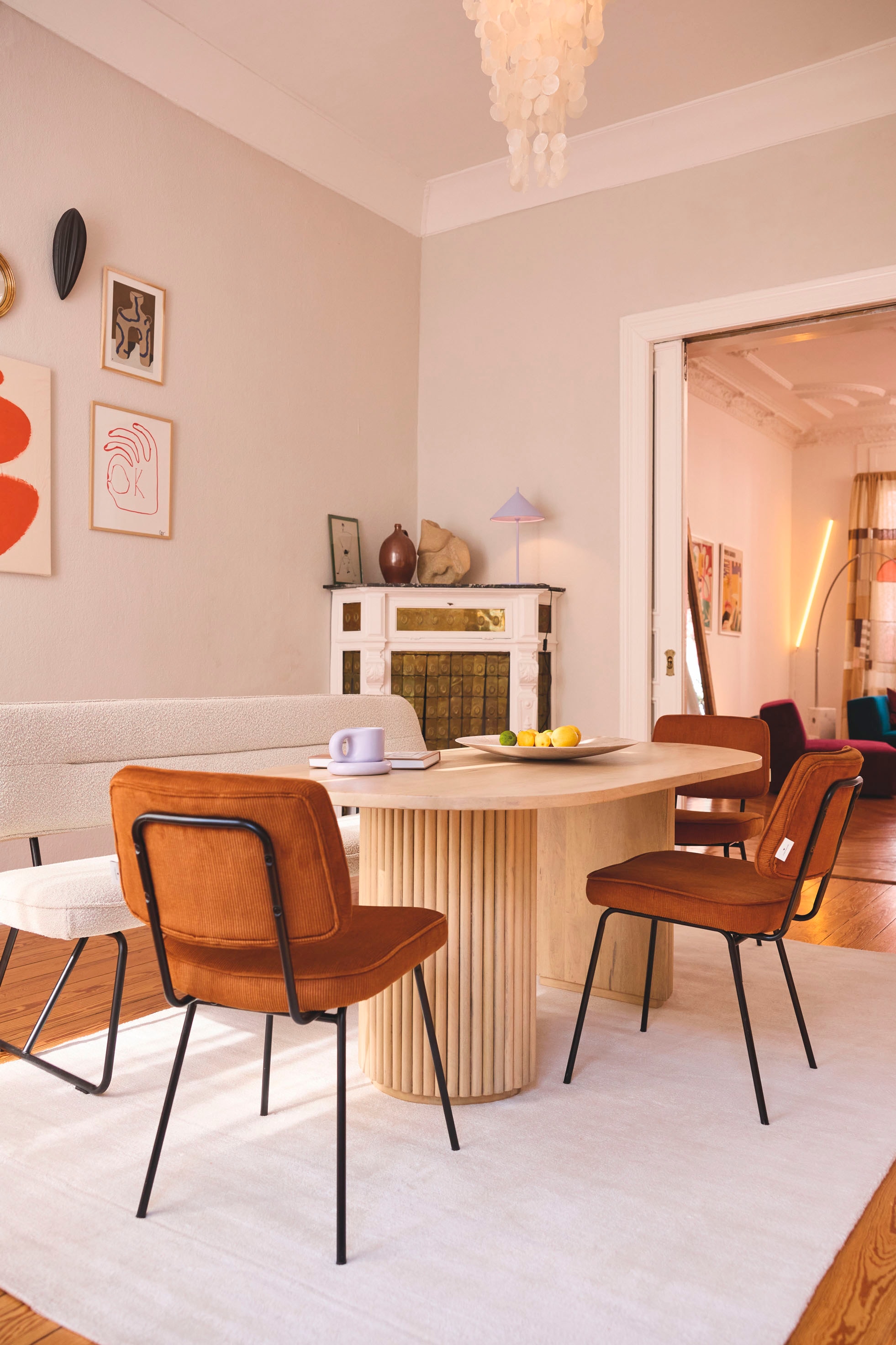 SIT Table de salle à manger »Samos 180 x 90 cm aus massivem Mangoholz im Ribbed-Look« Pieds de table marquants avec design lamellaire extravagant