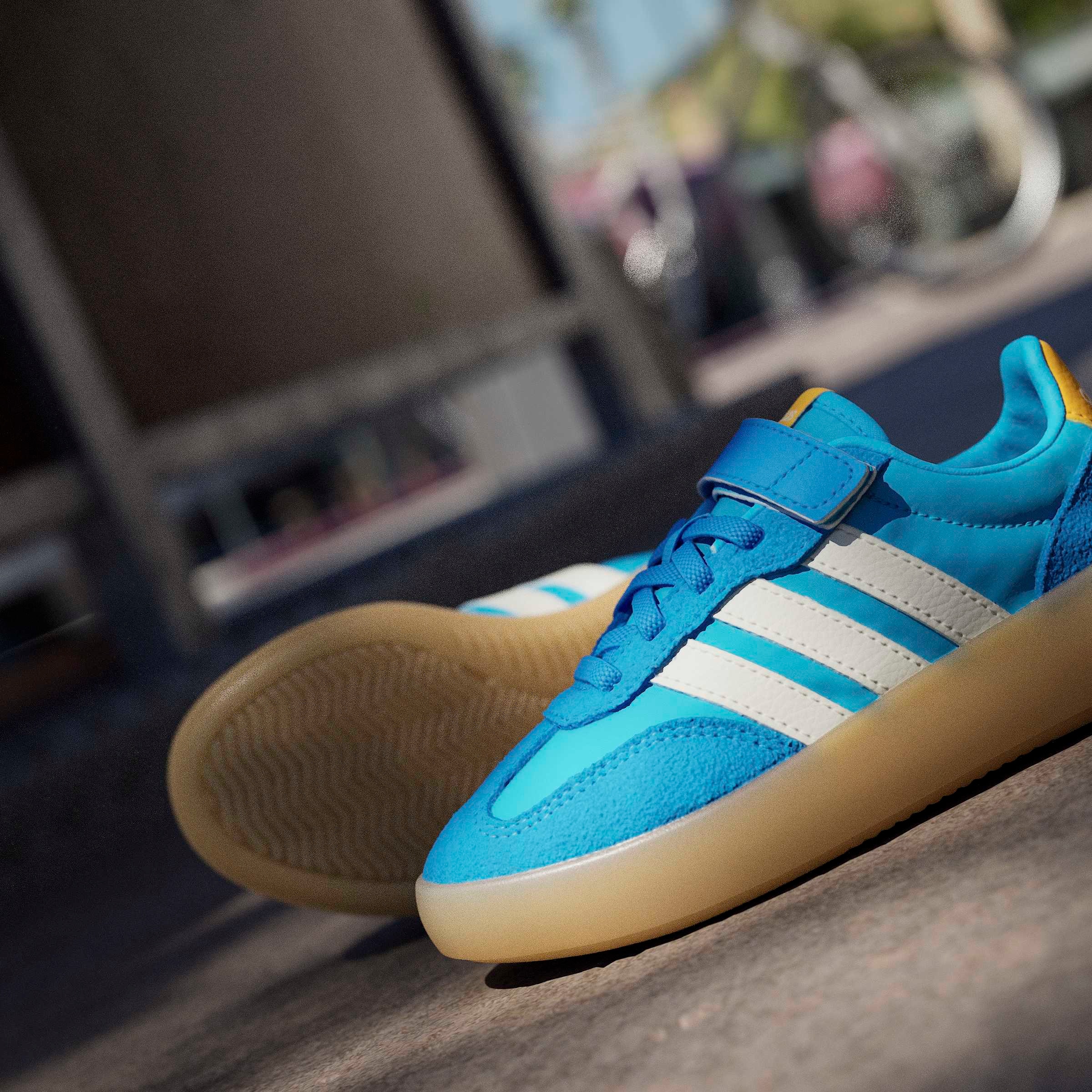 adidas Sportswear Sneaker »BARREDA DECODE  KIDS«  inspiriert vom Design des Handball Spezial, für Kinder & Jugendliche