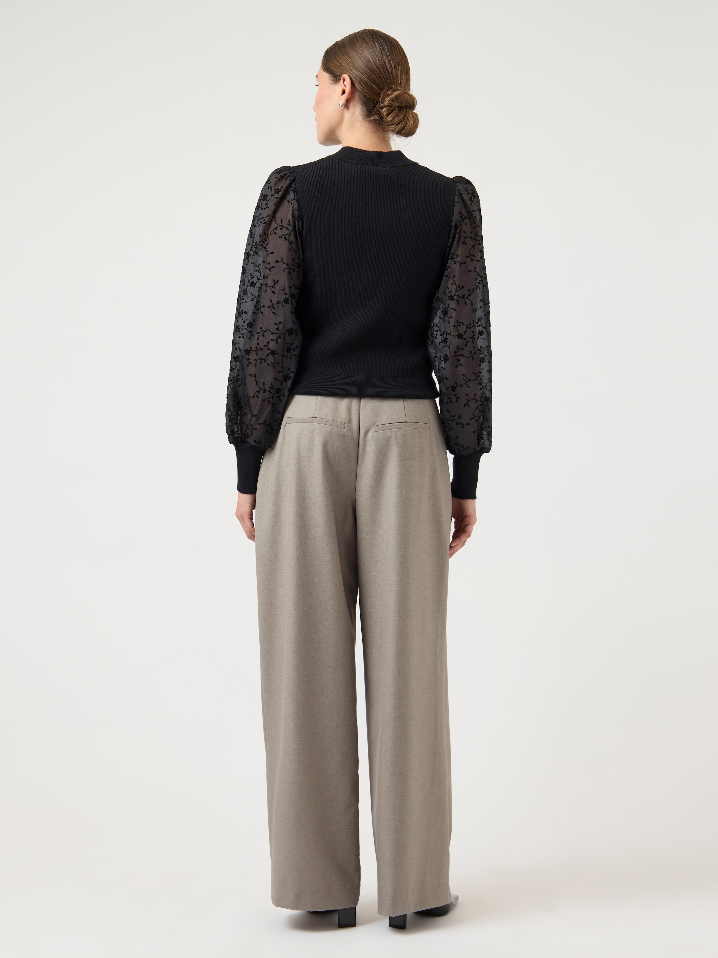 Y.A.S Pull à col rond »YASDOTME LS KNIT PULLOVER S. NOOS«