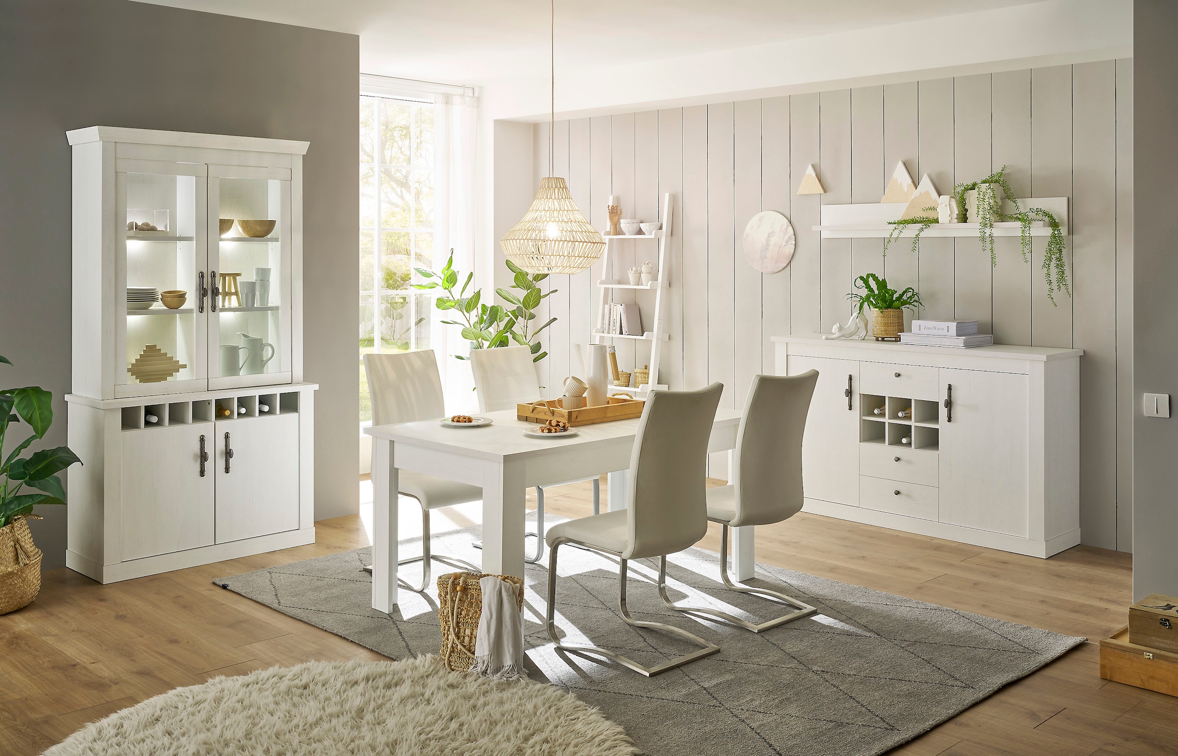 Home affaire Sideboard »RAVENNA« im romantischen Landhausstil, Griffe aus Metall, Breite 166 cm