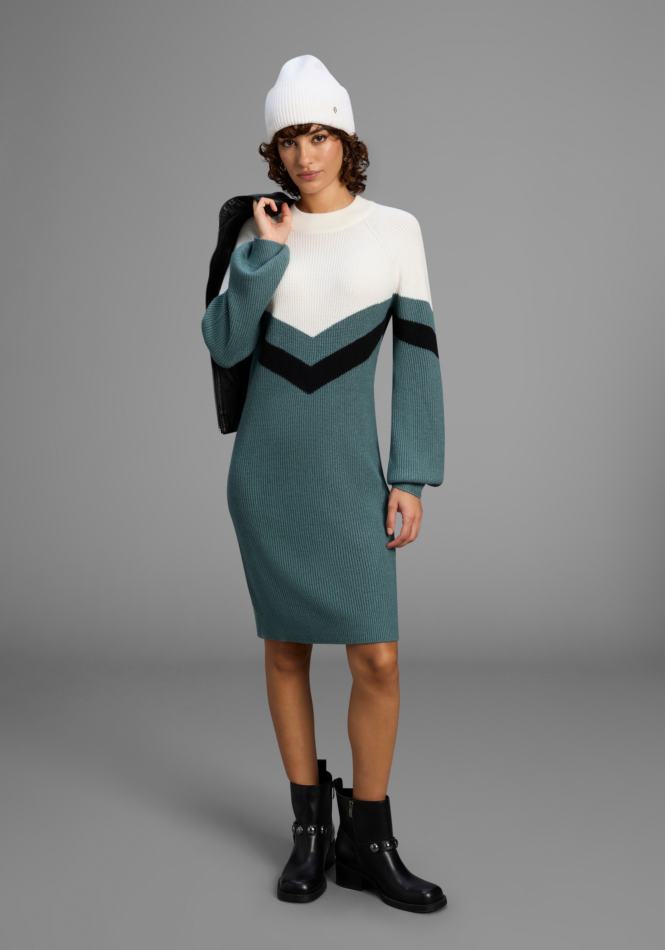 Laura Scott Robe en tricot mit Streifenmuster aus weicher Viskosequalität