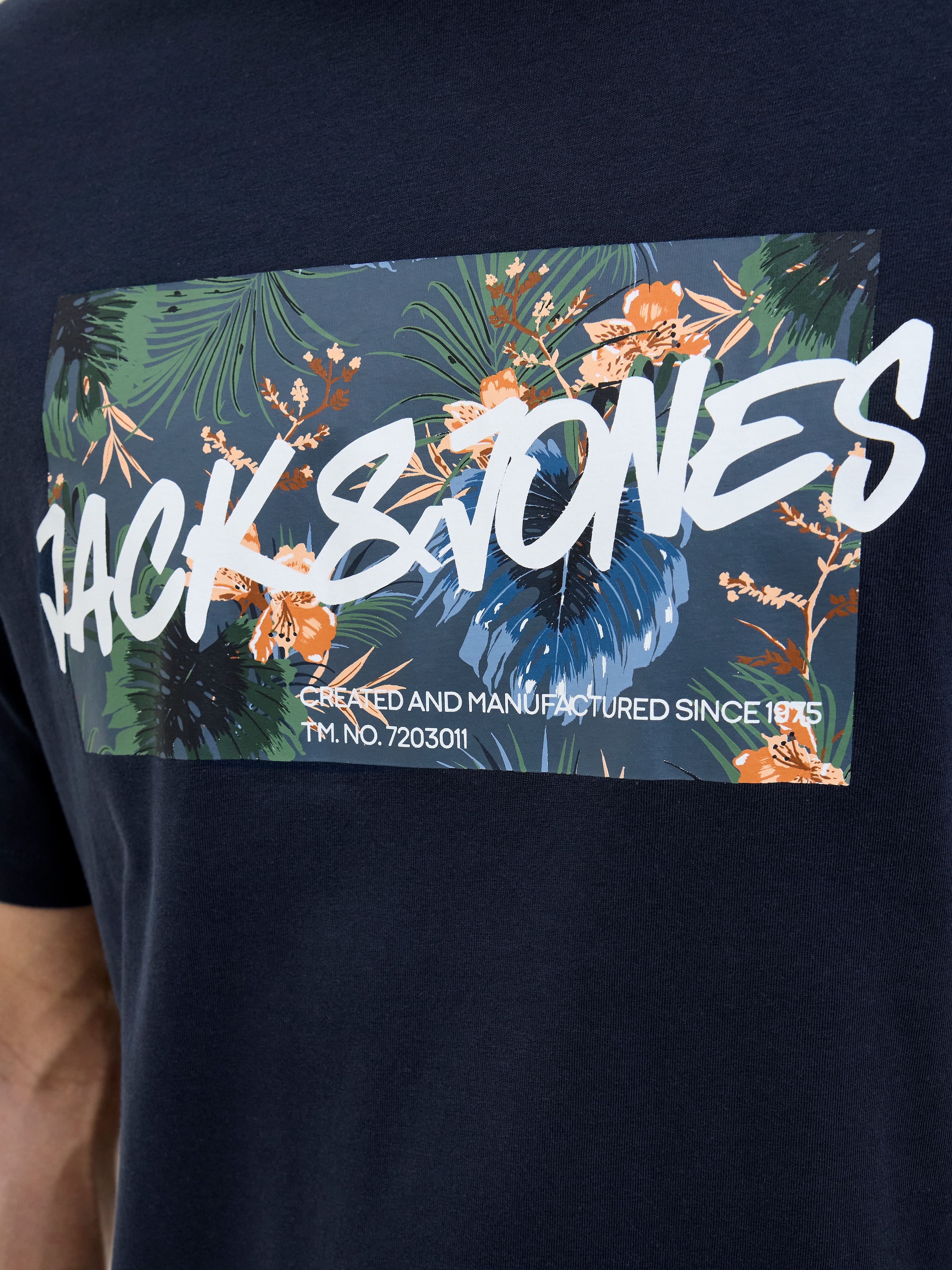 Jack & Jones T-shirt imprimé »JJHAWAII SHAPE TEE SS CREW NECK«