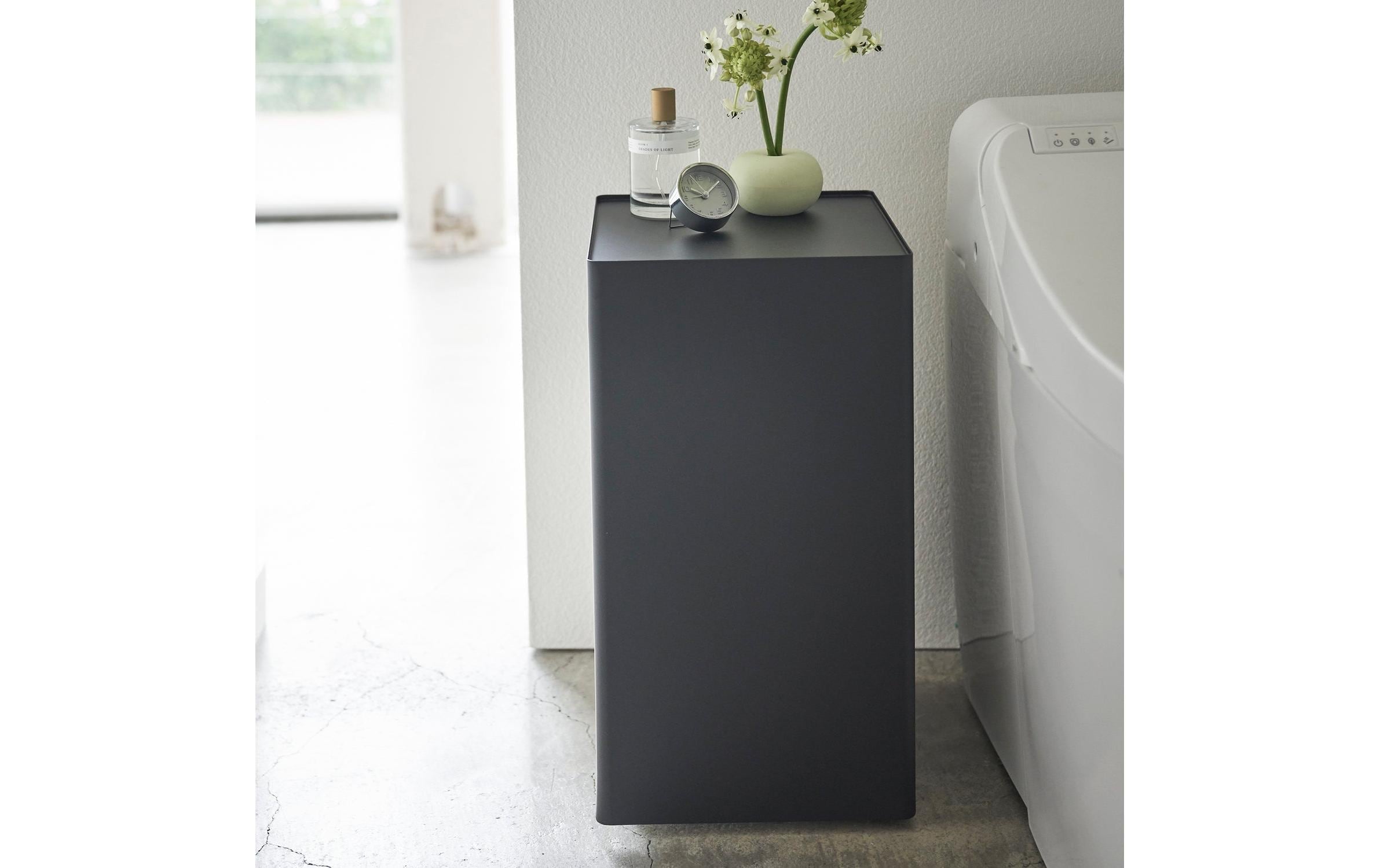 Yamazaki Support de papier toilette »Tower mit Rollen 23,5 x 43 cm«