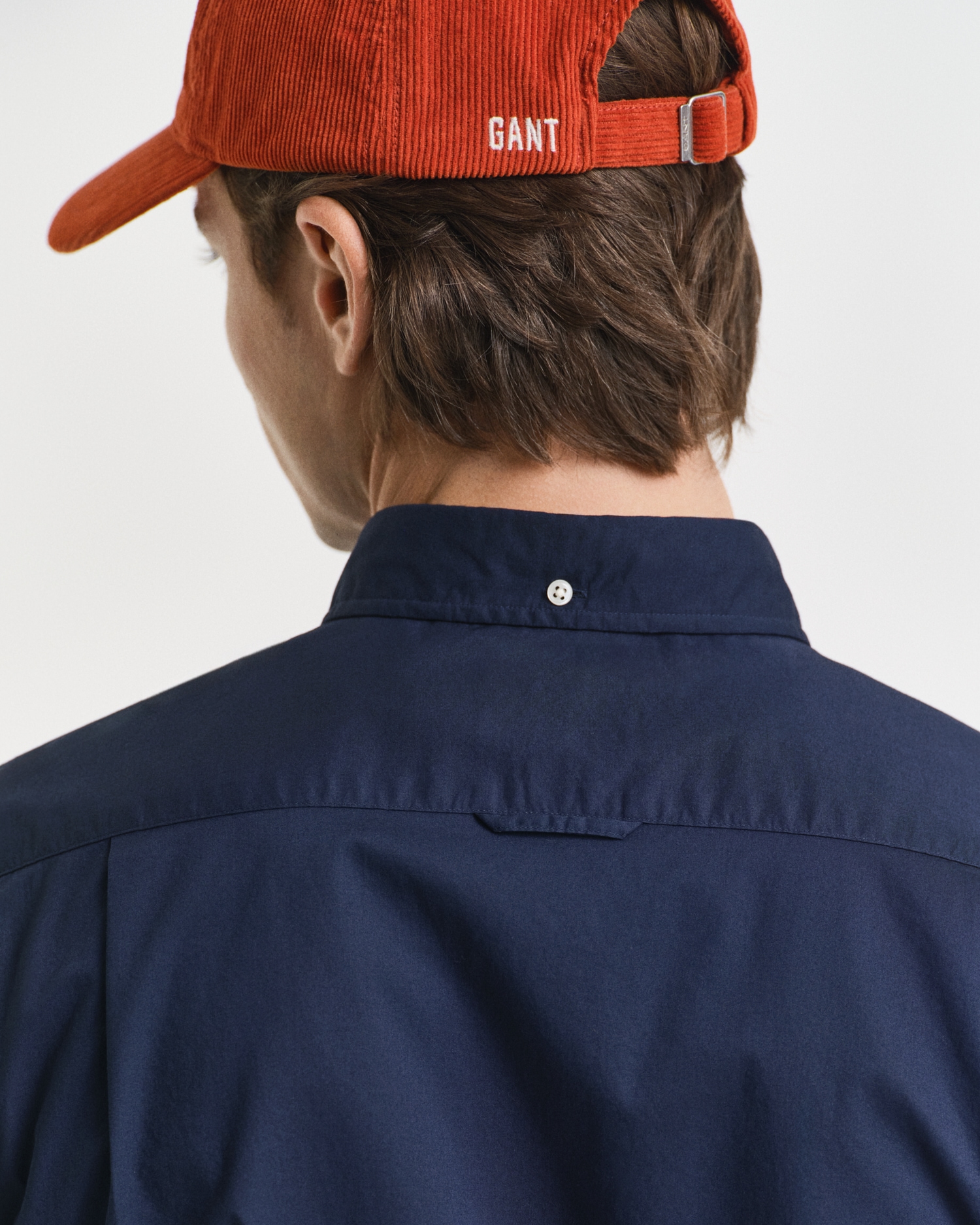 Gant Chemise à manches longues »SLIM CLASSIC POPLIN SHIRT« avec broderie classique du logo sur la poitrine