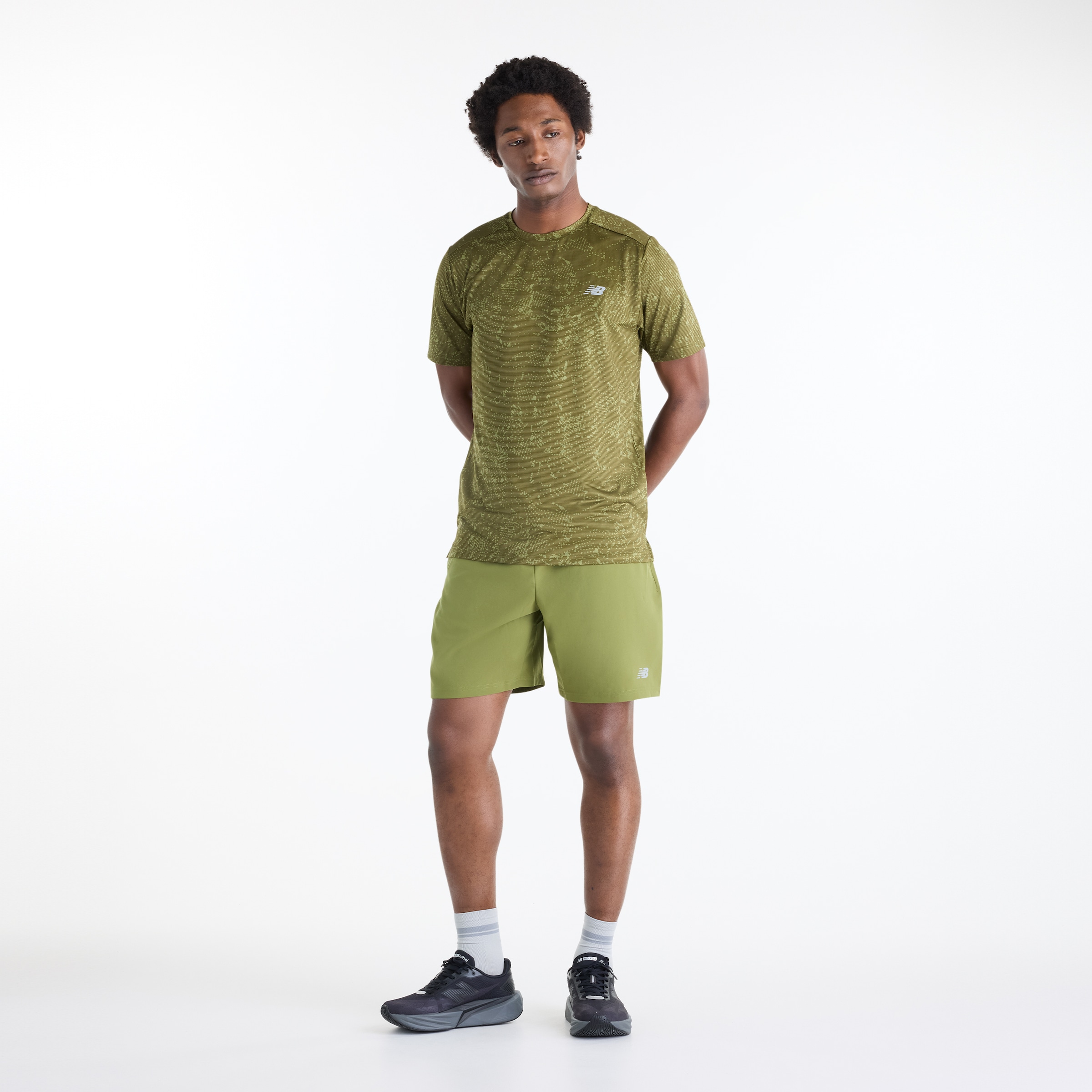 New Balance T-shirt de course »SPORT ESSENTIAL PRINTED T-SHIRT« pour l'entraînement de course et activités polyvalentes, en polyester