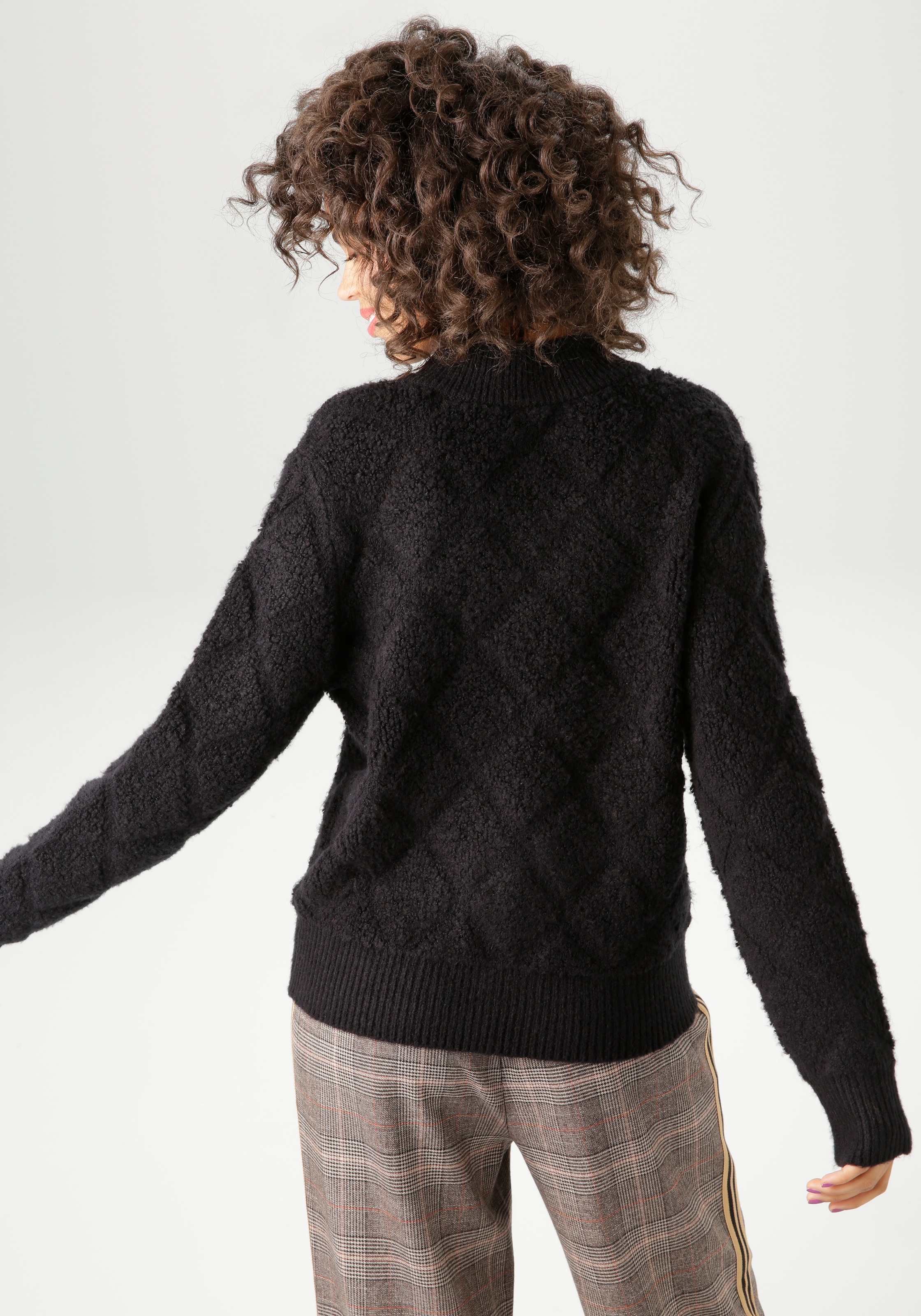 Aniston CASUAL Veste en tricot mit dezentem Rauten-Muster im 3D-Effekt