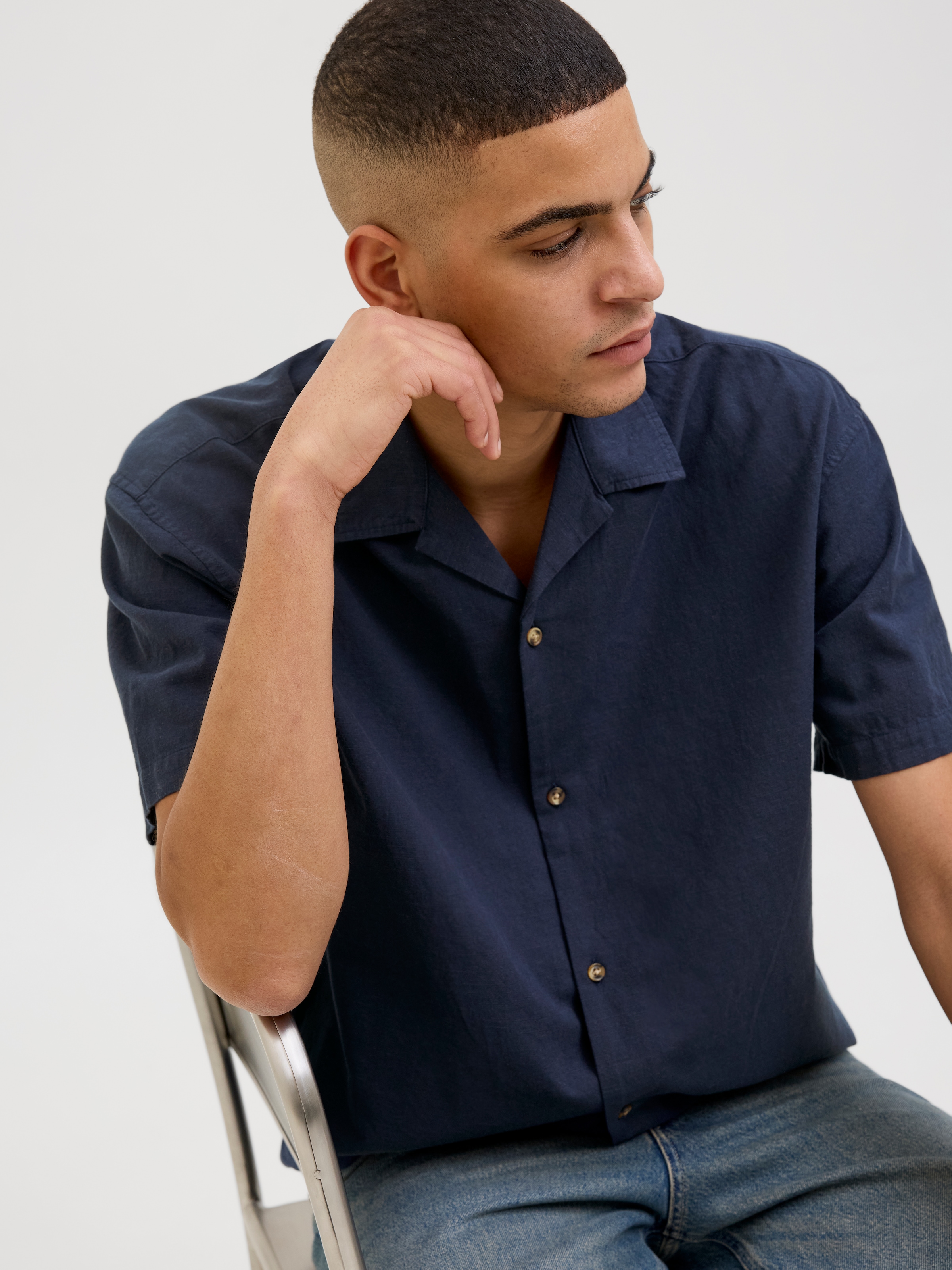 Jack & Jones Kurzarmhemd »JJESUMMER RESORT SHIRT SS SN« mit Resort Kragen