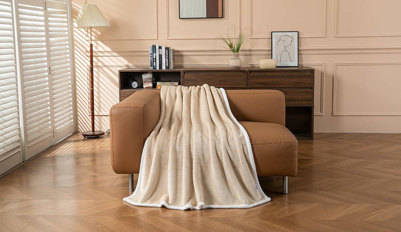 GOODproduct Wohndecke »Sennu« 420g/m², flauschige, Wohndecke mit Teddyoptik, Tagesdecke