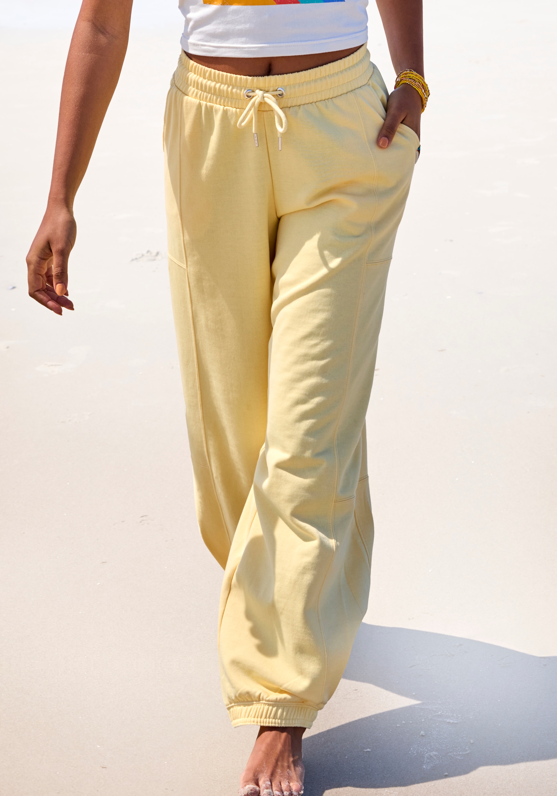 Bench. Sweathose  mit seitlichen Eingrifftaschen, Loungewear