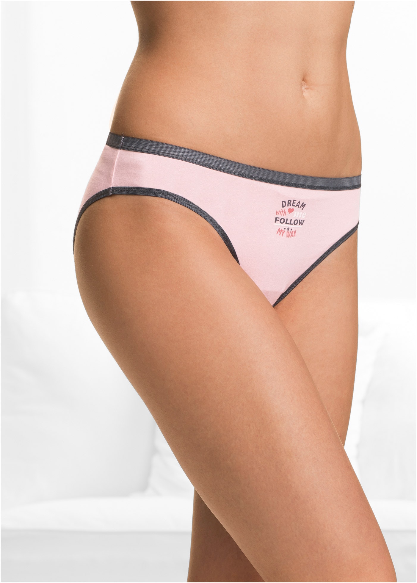 bonprix Slip »Slip (5er Pack)« Packung, 5 cuis mit dekorativen Bündchen in Kontrastfarbe, weiche Materialqualität