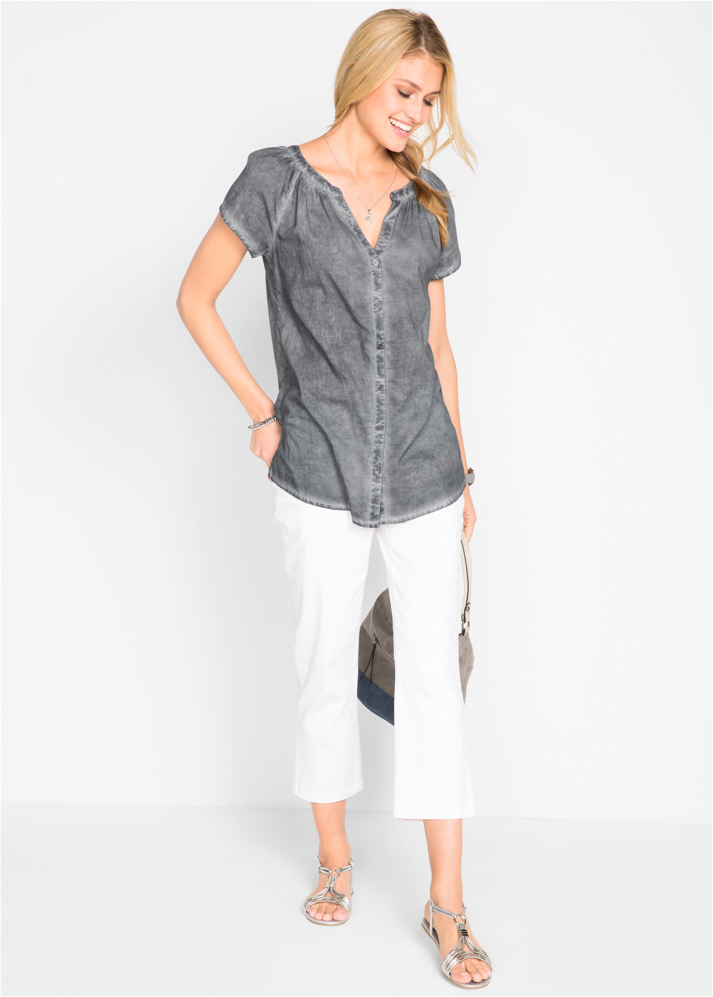 bonprix Blouse à manches courtes gerade Passform, A-förmiger Schnitt, aus reiner Baumwolle