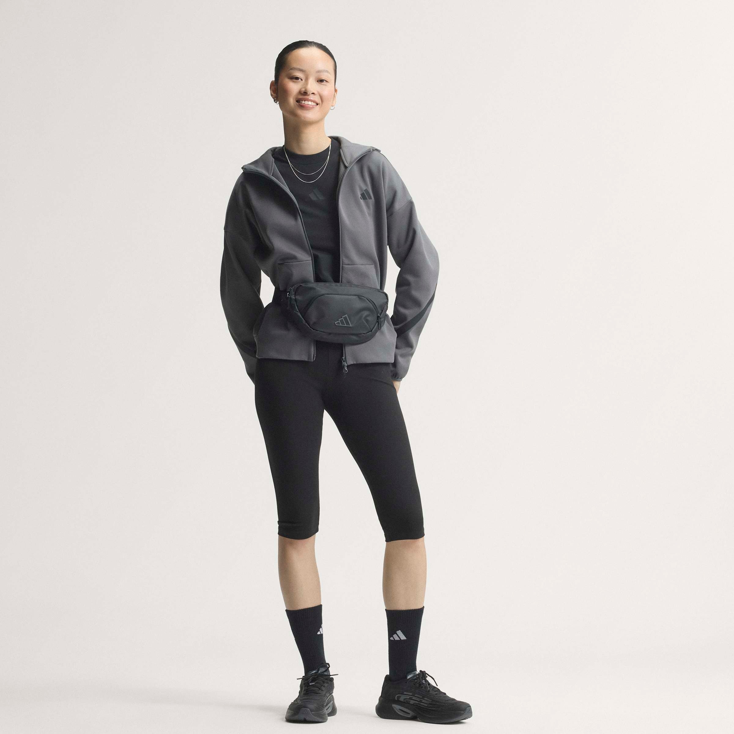 adidas Sportswear Kapuzensweatshirt »W Z.N.E. FZ«
