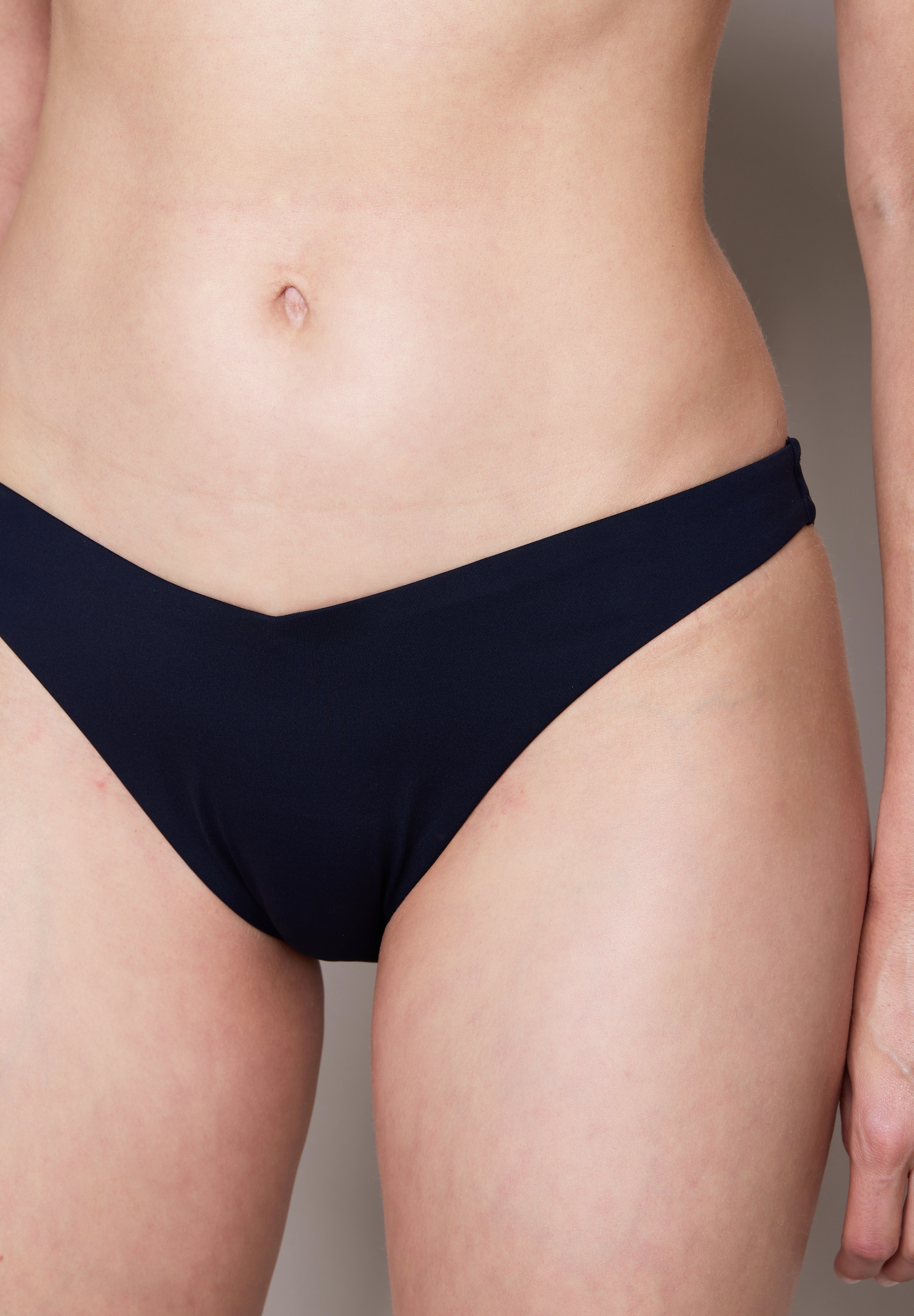 JOOP! Jeans Pantalon de bikini »Sparkle Beach (JOOP! Jeans)« avec logo JOOP! Jeans orné de strass, en bleu foncé