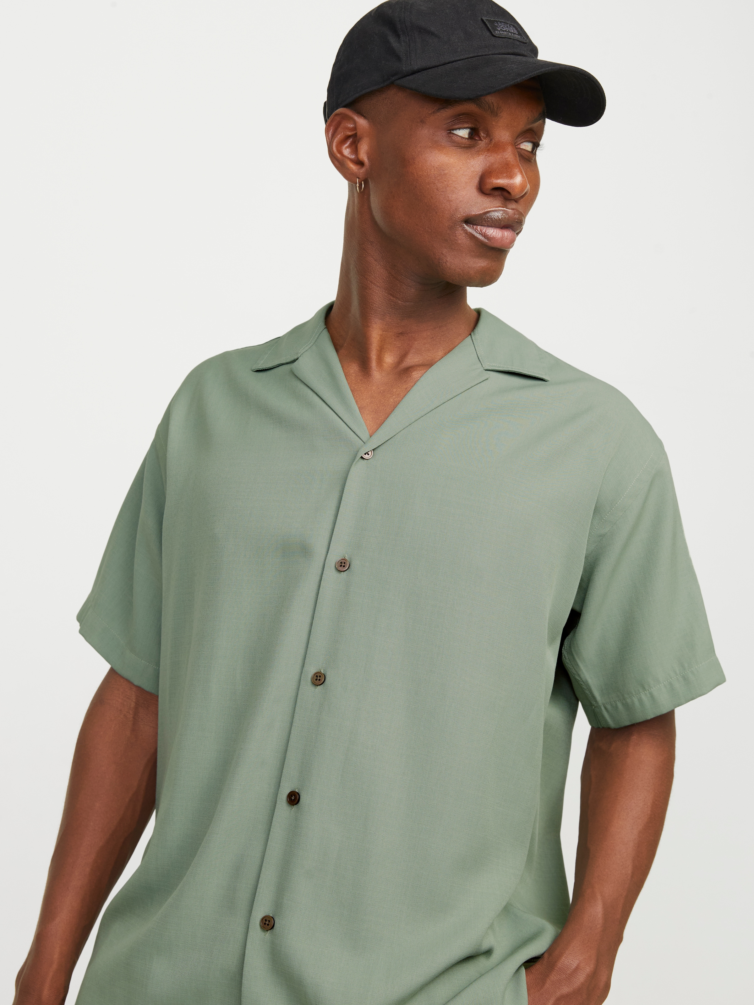 Jack & Jones Kurzarmhemd »JPRCCAARON TENCEL RESORT SHIRT S/S LN«