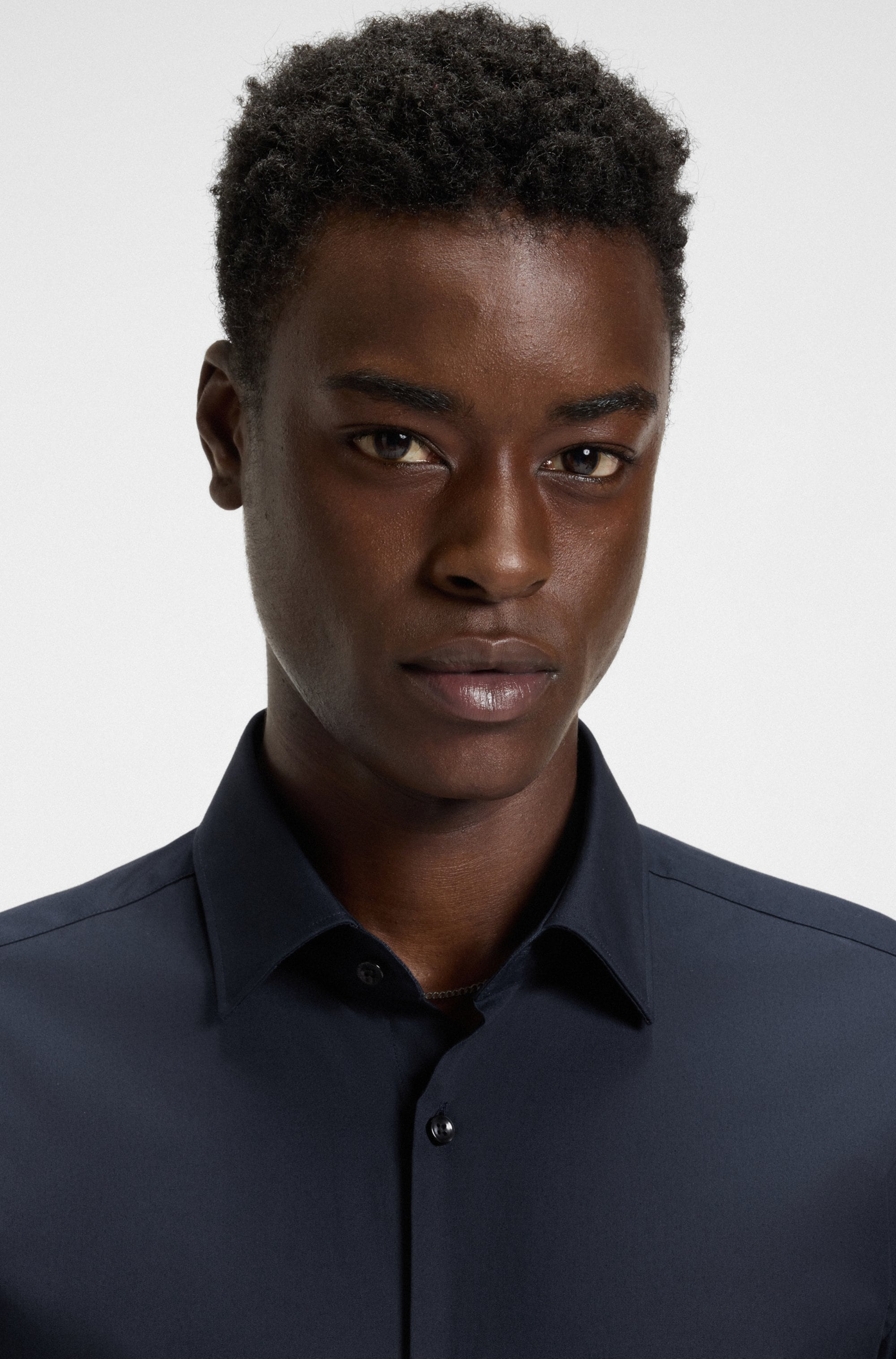 HUGO Langarmhemd »Kenno« Slim-Fit Hemd aus bügelleichter Baumwoll-Popeline