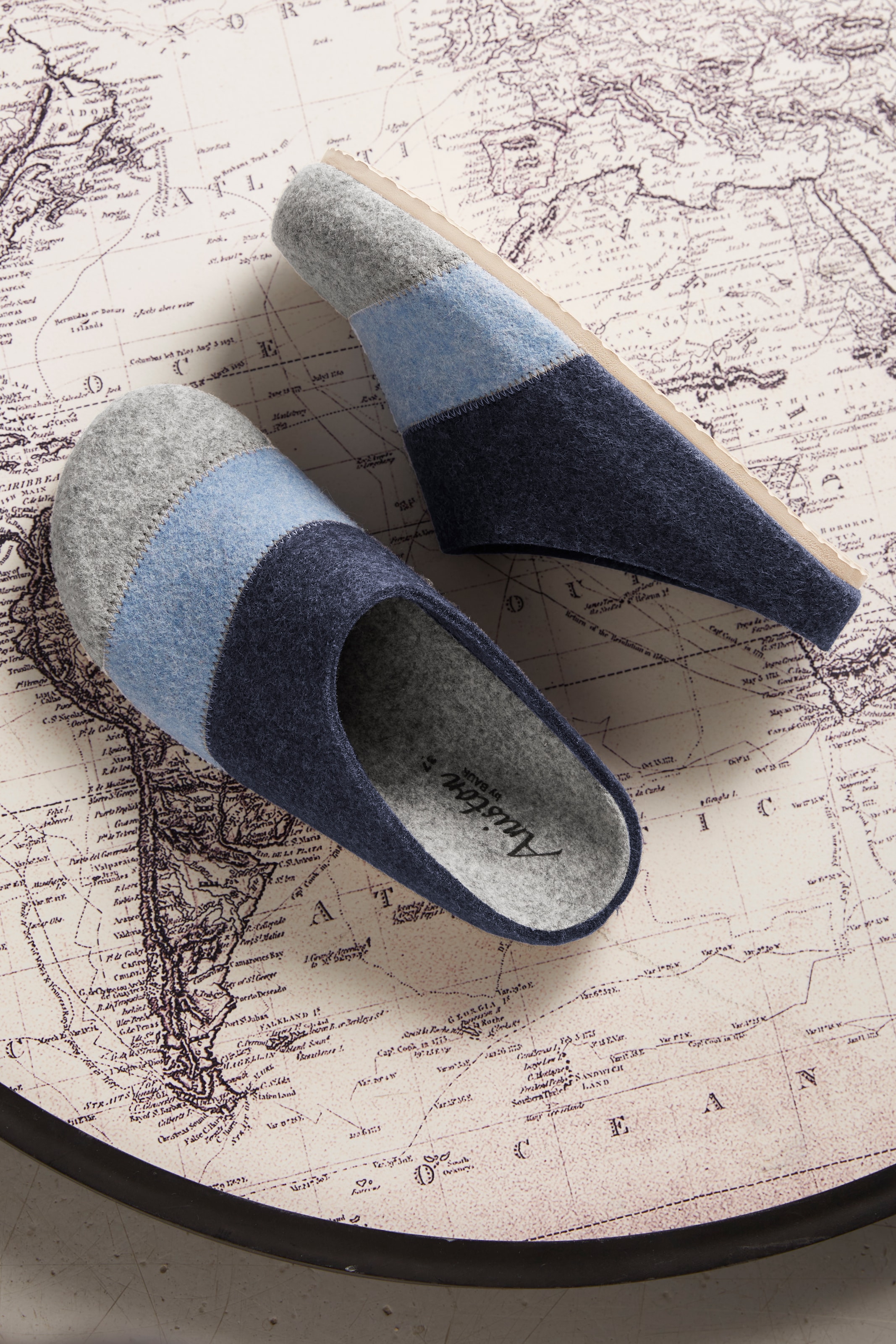 Aniston SHOES Clog »Panal«  Hausschuh, Homeslipper in Patchwork-Optik