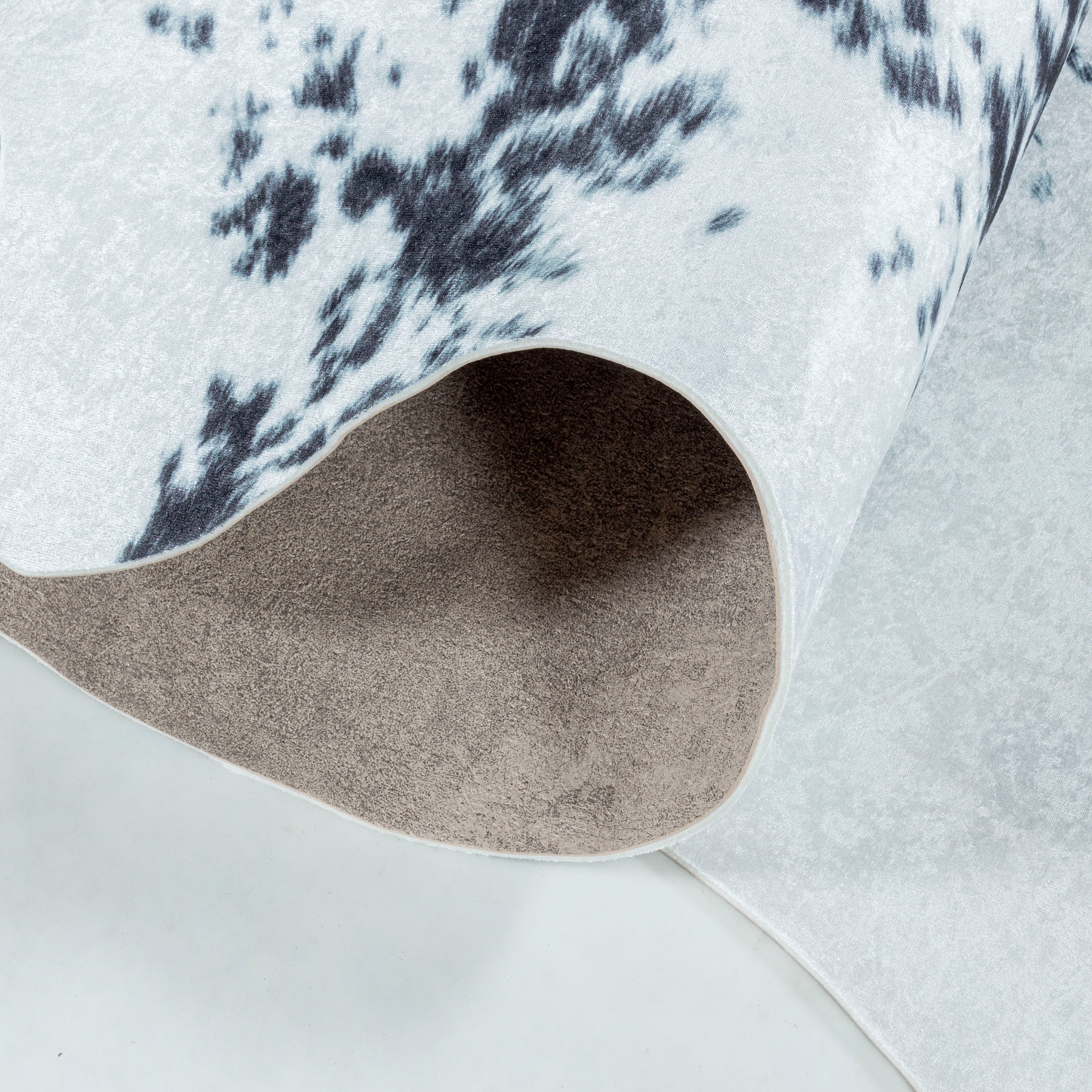 Ayyildiz Teppiche Teppich »ETOSHA 4114« tierfellförmig 6 mm Höhe Pflegeleicht / Moderner Fell Look