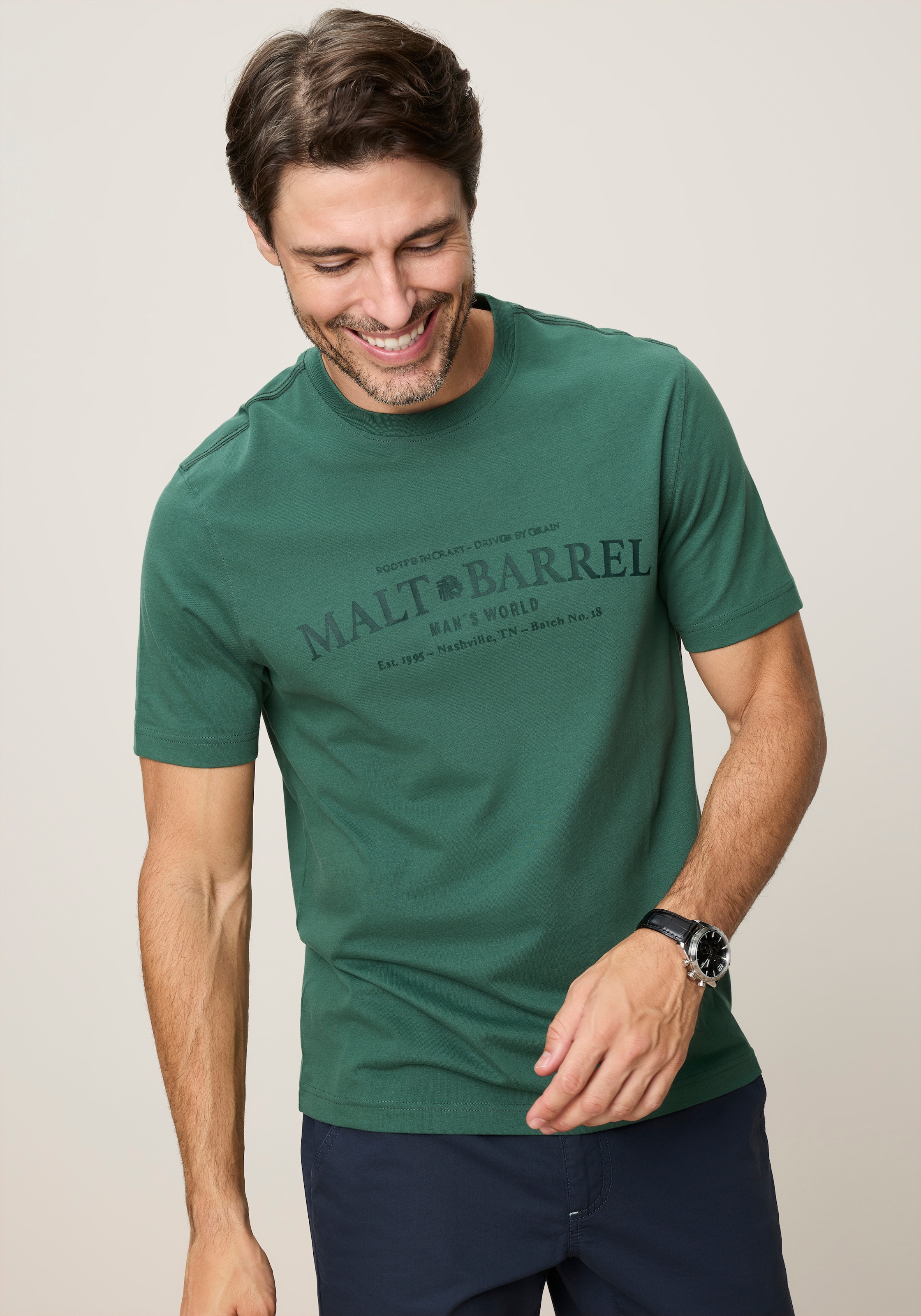 Man's World Shirt à col rond coupe normale, manches courtes, aspect imprimé avec application print