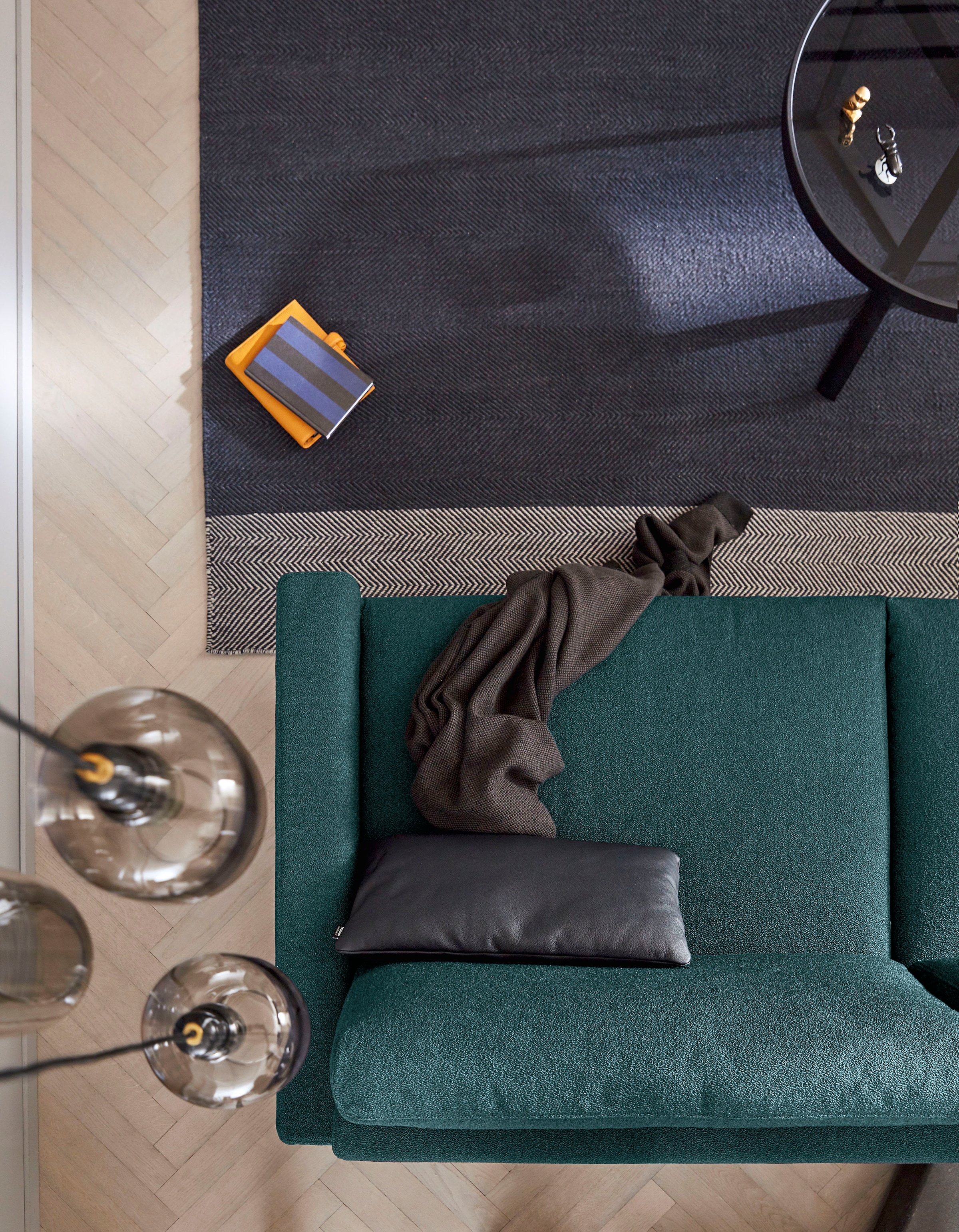 Creation BY ROLF BENZ 2,5-places »CR.450, Designsofa, Loungesofa« accoudoir bas, pied chromé brillant, largeur 184 cm
