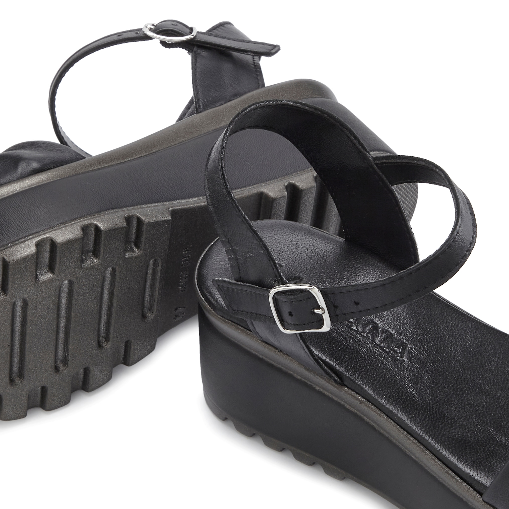 LASCANA Sandales »Riemchensandalette, Sandale, Sommerschuh, offener Schuh,«  NOUVEAU en cuir avec talon compensé