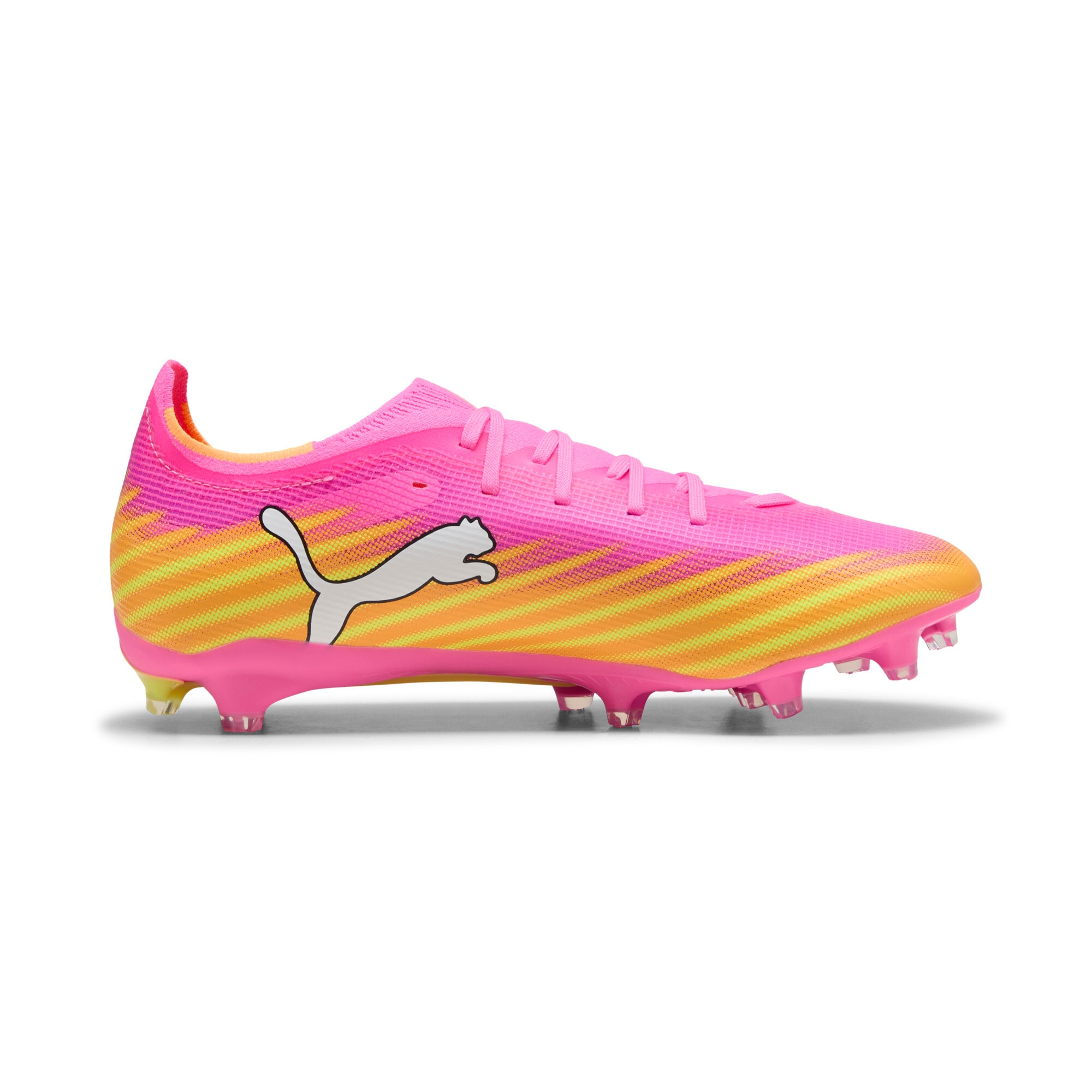 PUMA Chaussure de football »ULTRA 6 MATCH FGAG«  pour terrains en gazon et gazon synthétique, avec lacets, avec crampons FastTrax