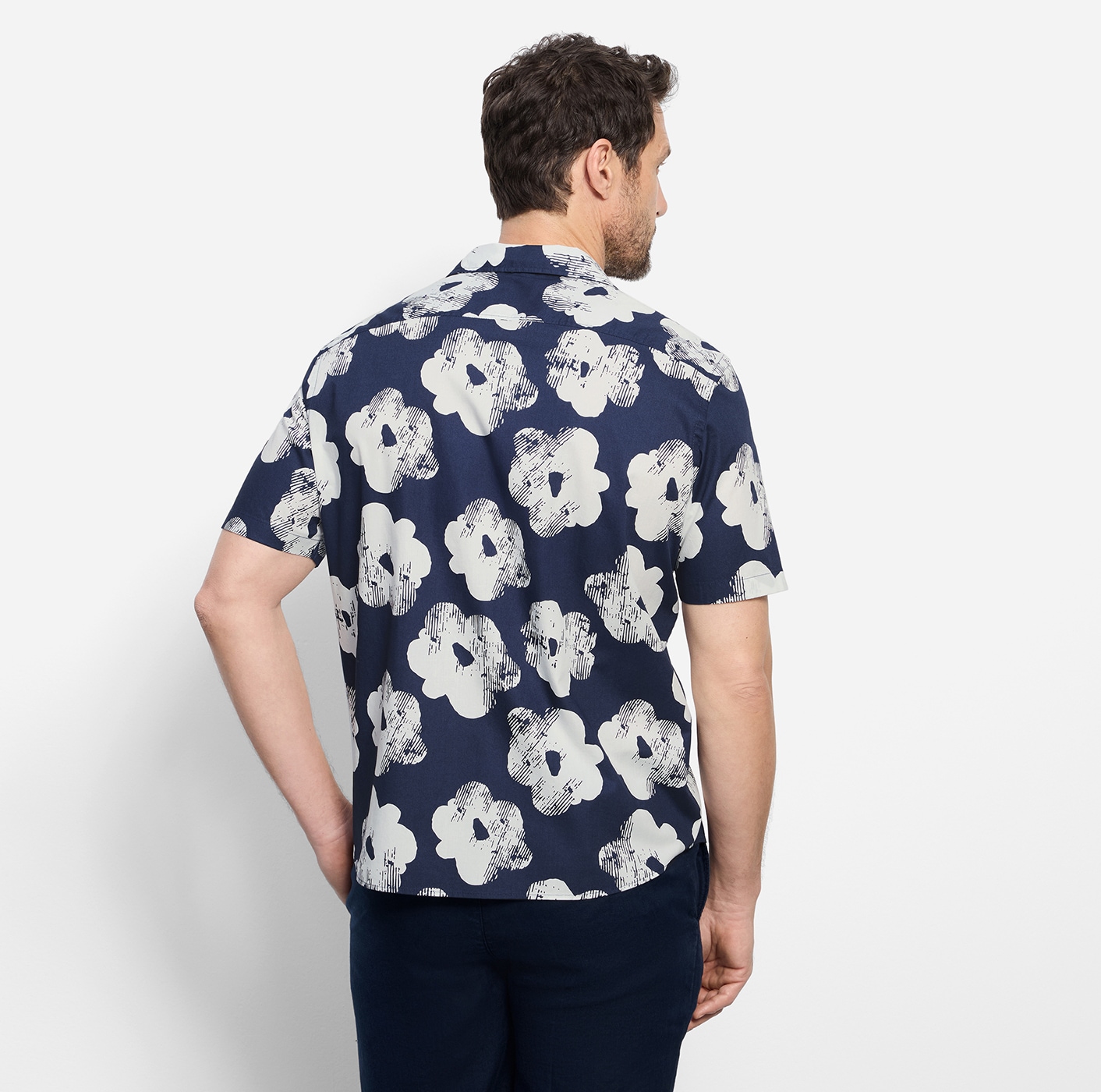 OLYMP Chemise à manches courtes »Casual« Chemise décontractée, coupe régulière, col revers
