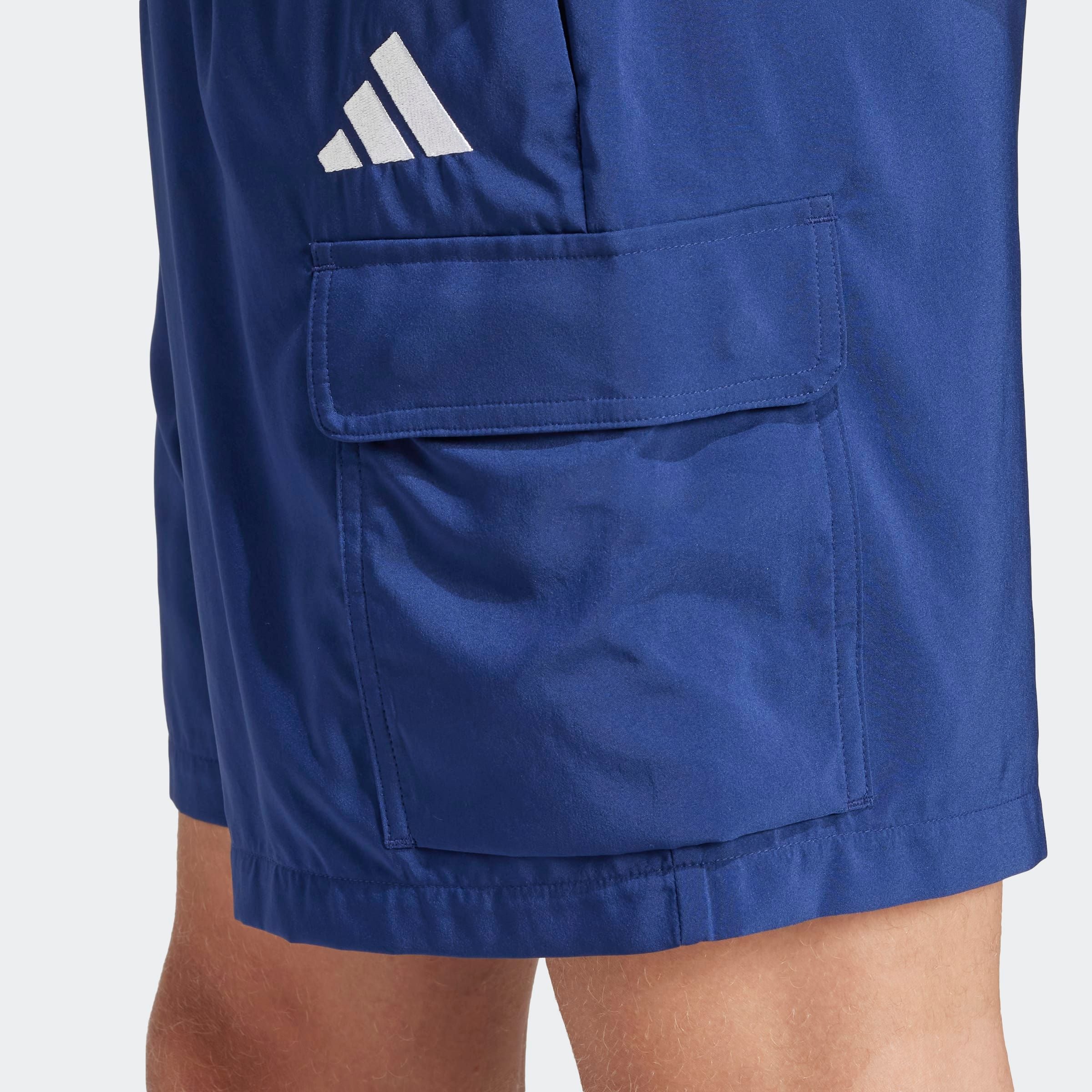 adidas Sportswear Shorts »ESSENTIALS SMALL LOGO CARGO CHELSEA«