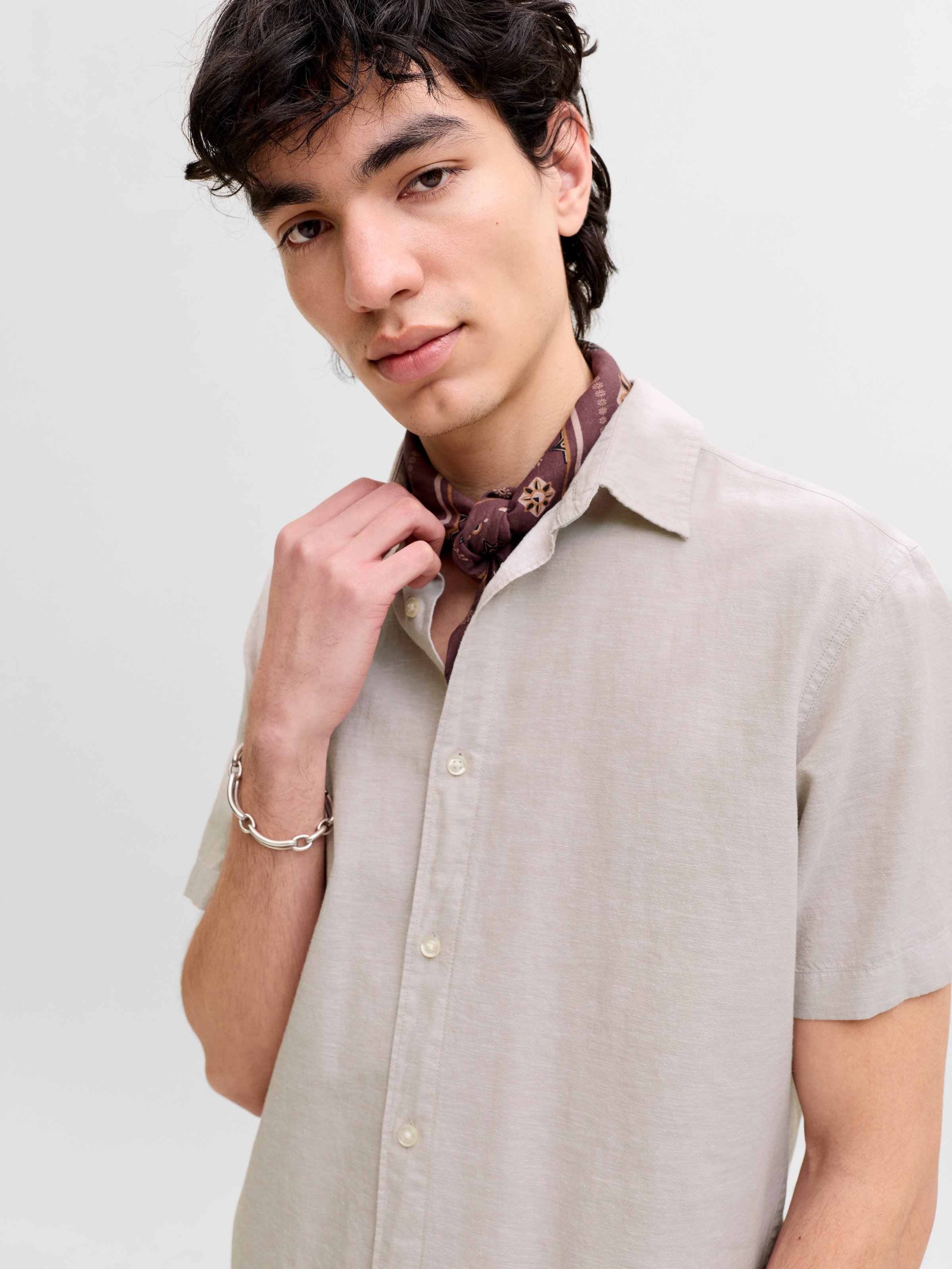 Jack & Jones Chemise à manches courtes »JJEBREEZE LINEN BLEND SHIRT S/S SN« mit Leinen