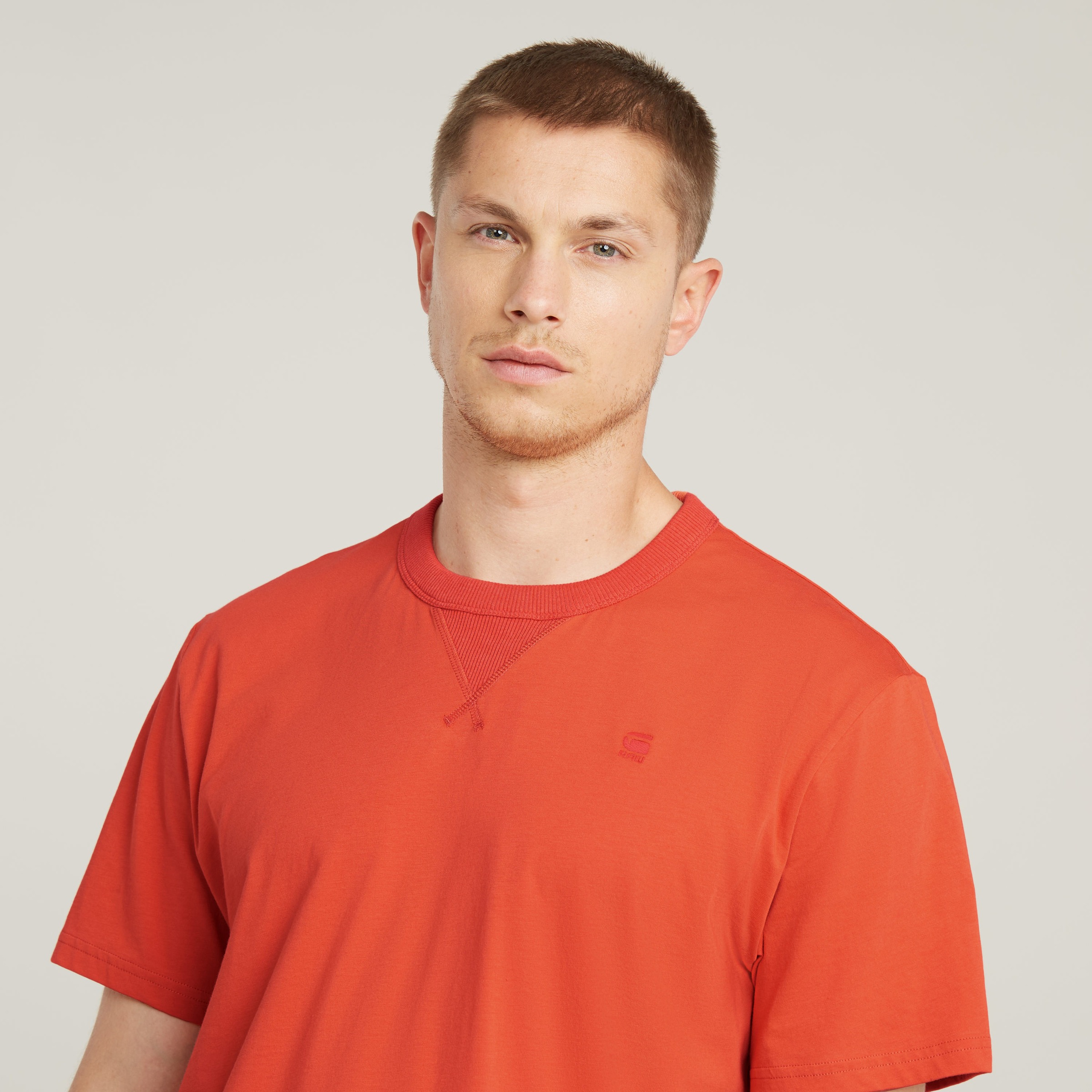 G-STAR T-Shirt »Nifous« Rundhals, mit Rippeinsatz
