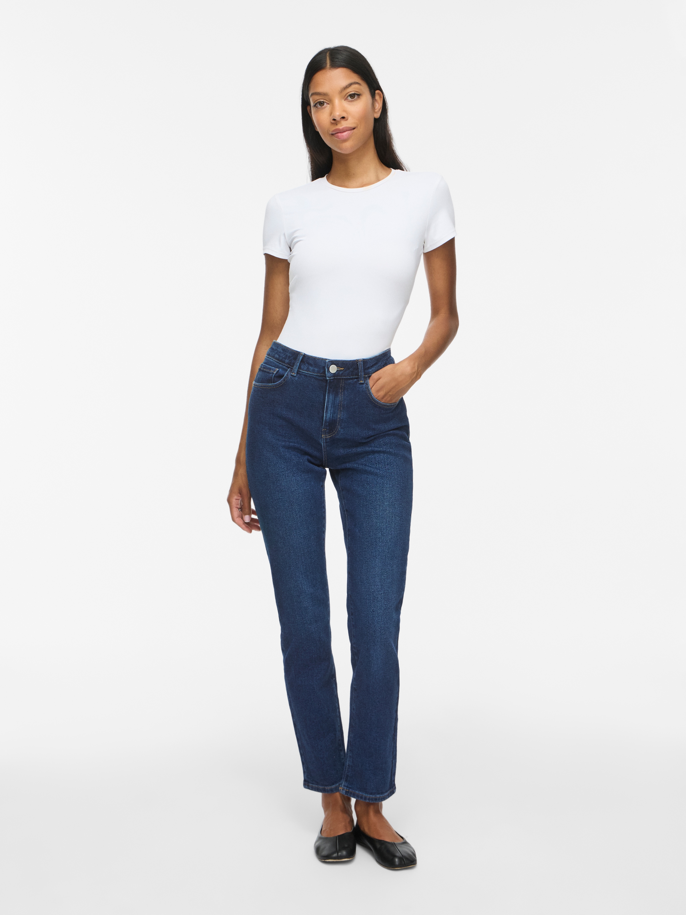 Vila Jeans droit »VIALICE RW STRAIGHT JEANS DBD SOL30-NOOS« Mélange de coton, coupe droite, taille régulière