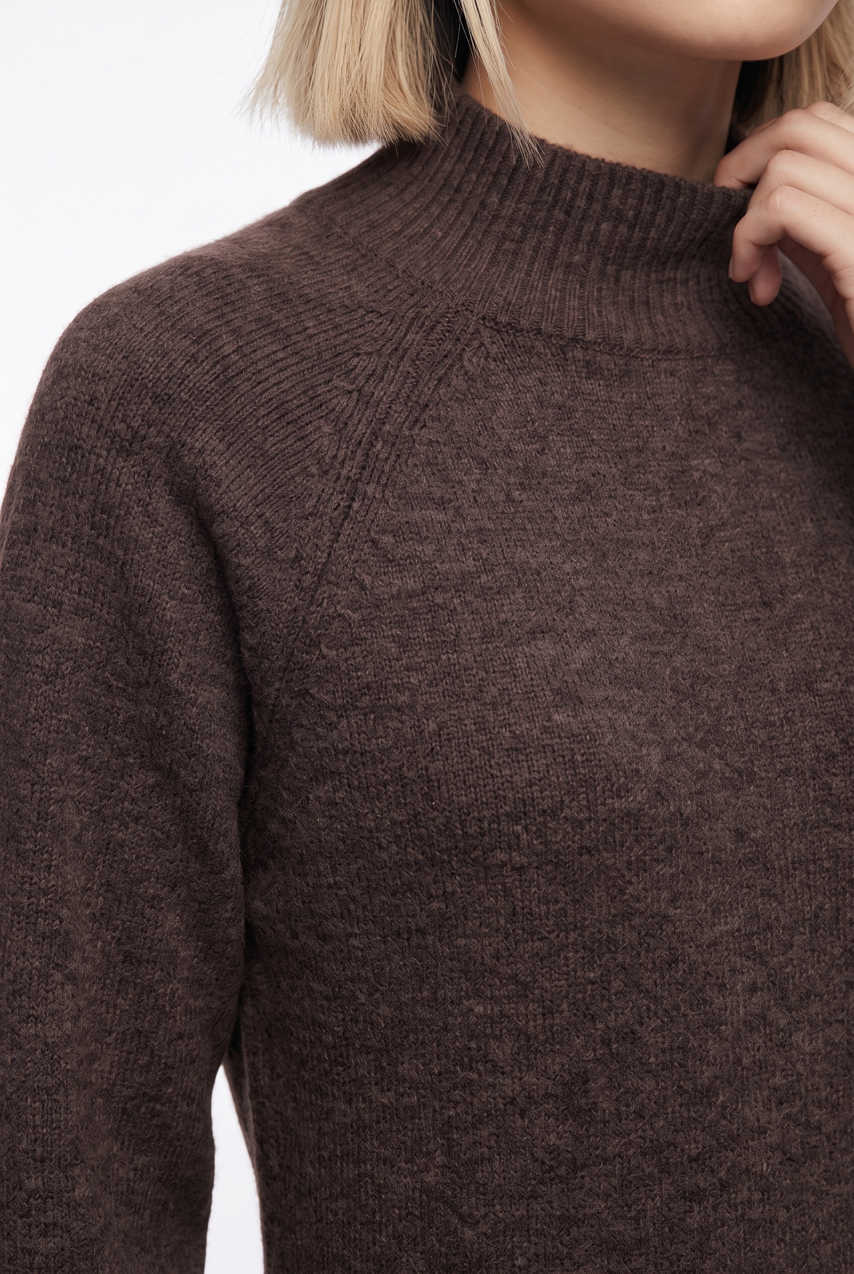 ONLY Robe en tricot »ONLOLIVIA LS HIGH NECK DRESS CC KNT« mélange de matériaux, coupe régulière
