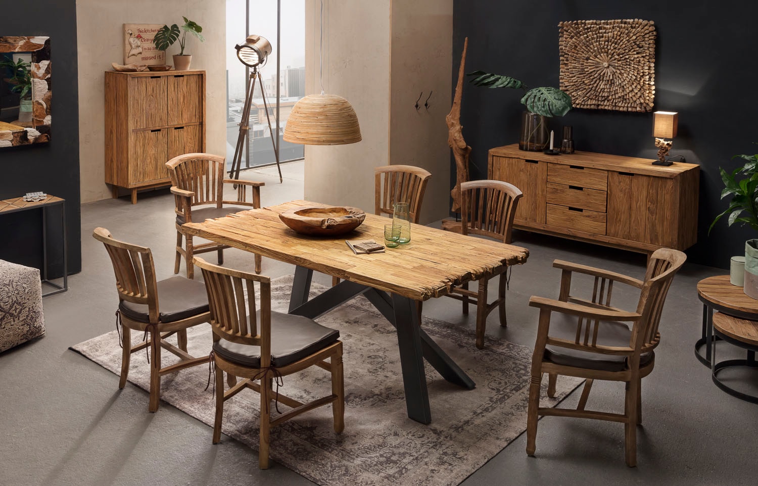 SIT Stuhl »Cottbus aus recyceltem Teakholz – Massivholz – Brettsitz« () Massiver Brettsitz aus recyceltem Teakholz mit zeitlosem Design