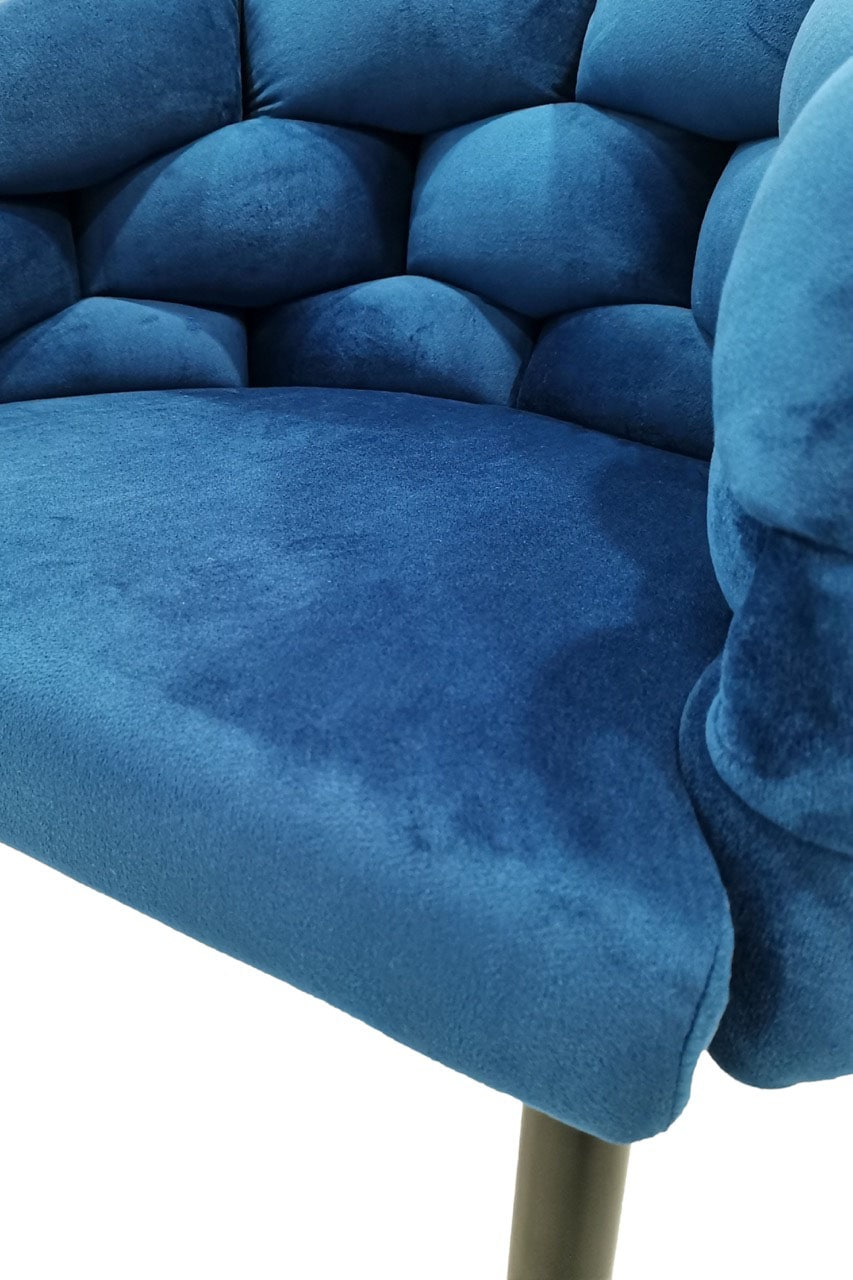 Kayoom Chaise rembourrée »Stuhl Grace 125 2er-Set, Gestell aus Eisen, bequem gepolstert« (Set) 2 cuisGraziöses Design, absolutes Eye-Catcher, geflochtener Rücken