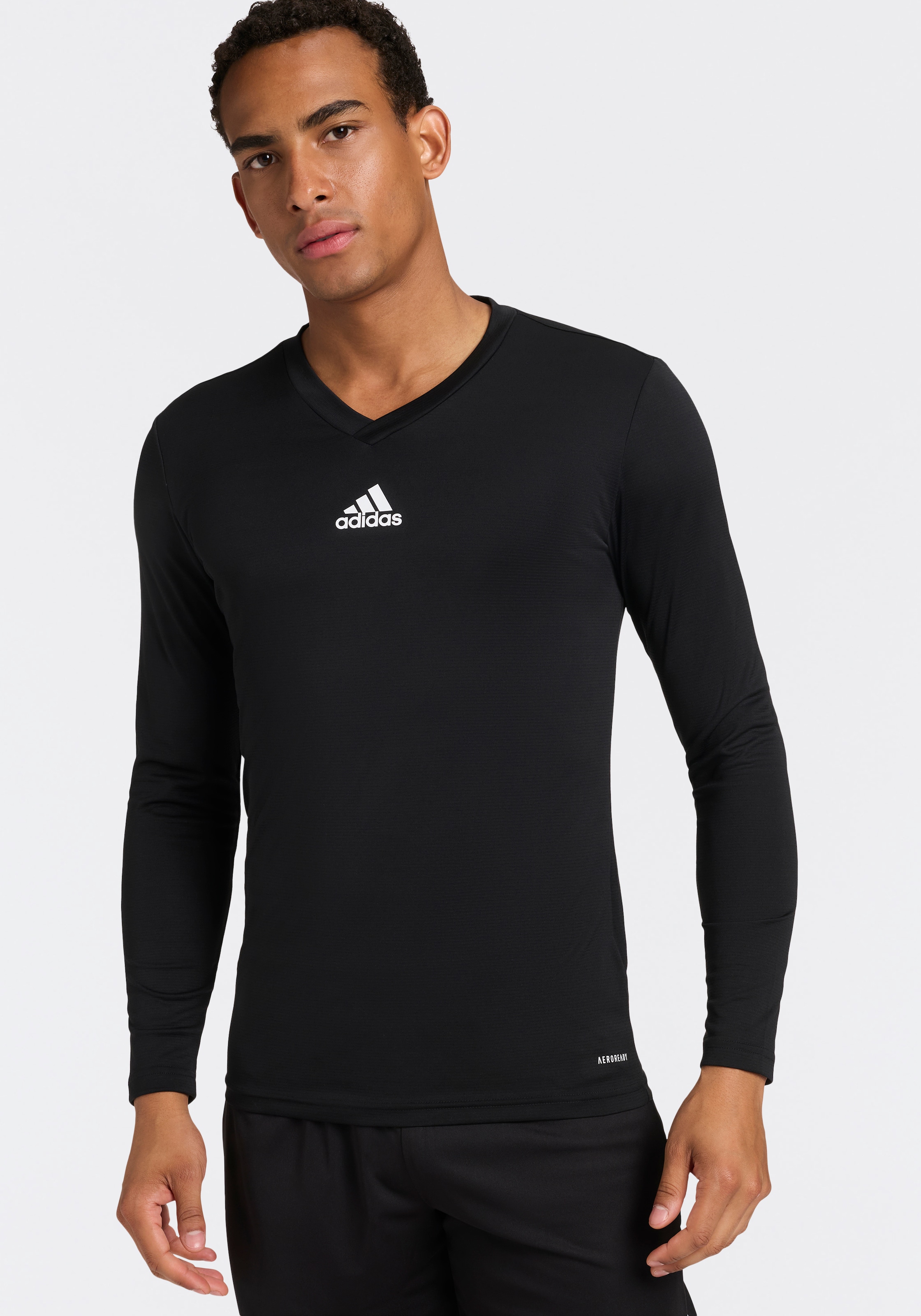 adidas Performance T-shirt à manches longues »TEAM BASE LONGSLEEVE« avec col en V, sans fermeture, longueur normale