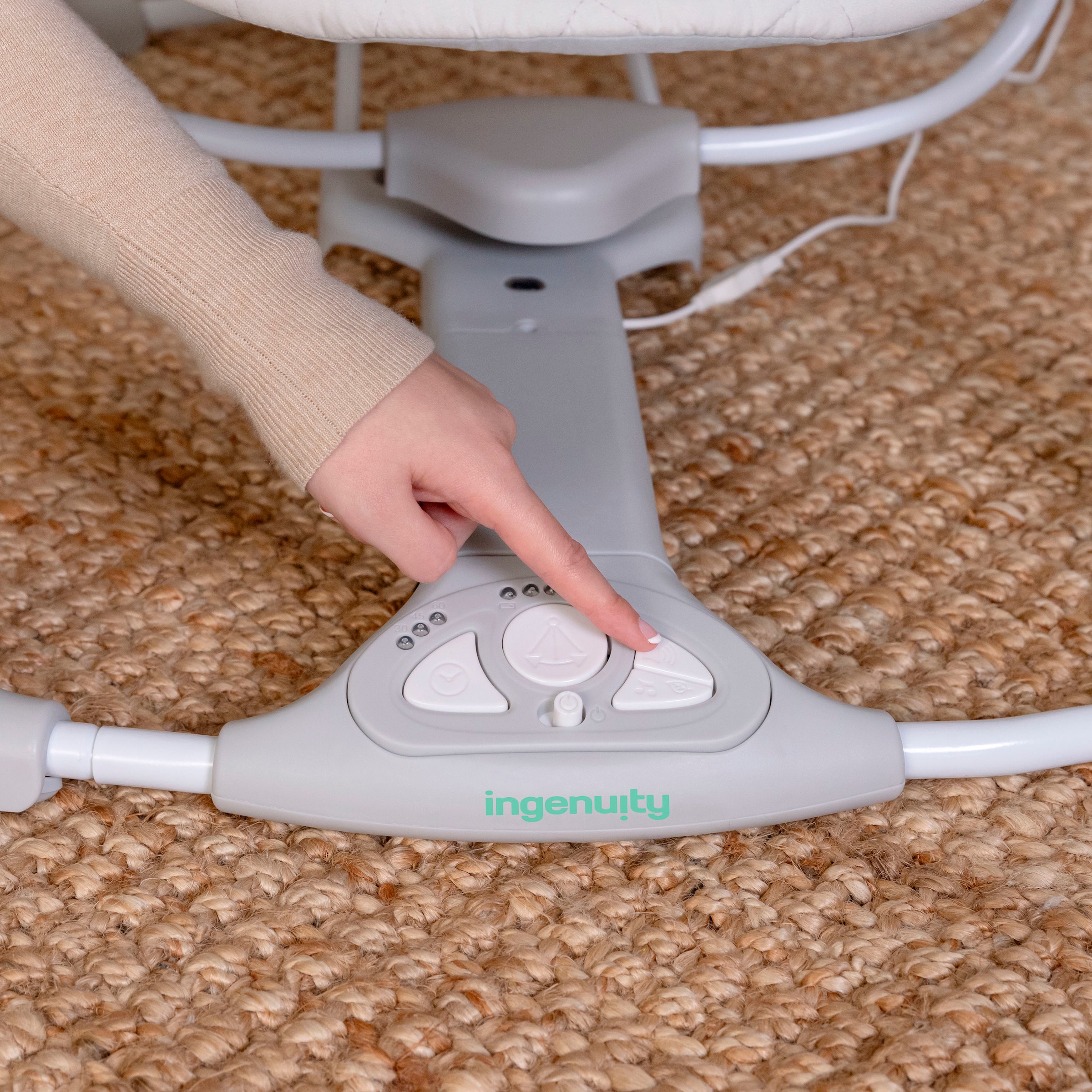 ingenuity Transat pour bébé »Cozy Spot Swing 'n Go Portable Swing« bis 9 kilos mit Sound-Effekt