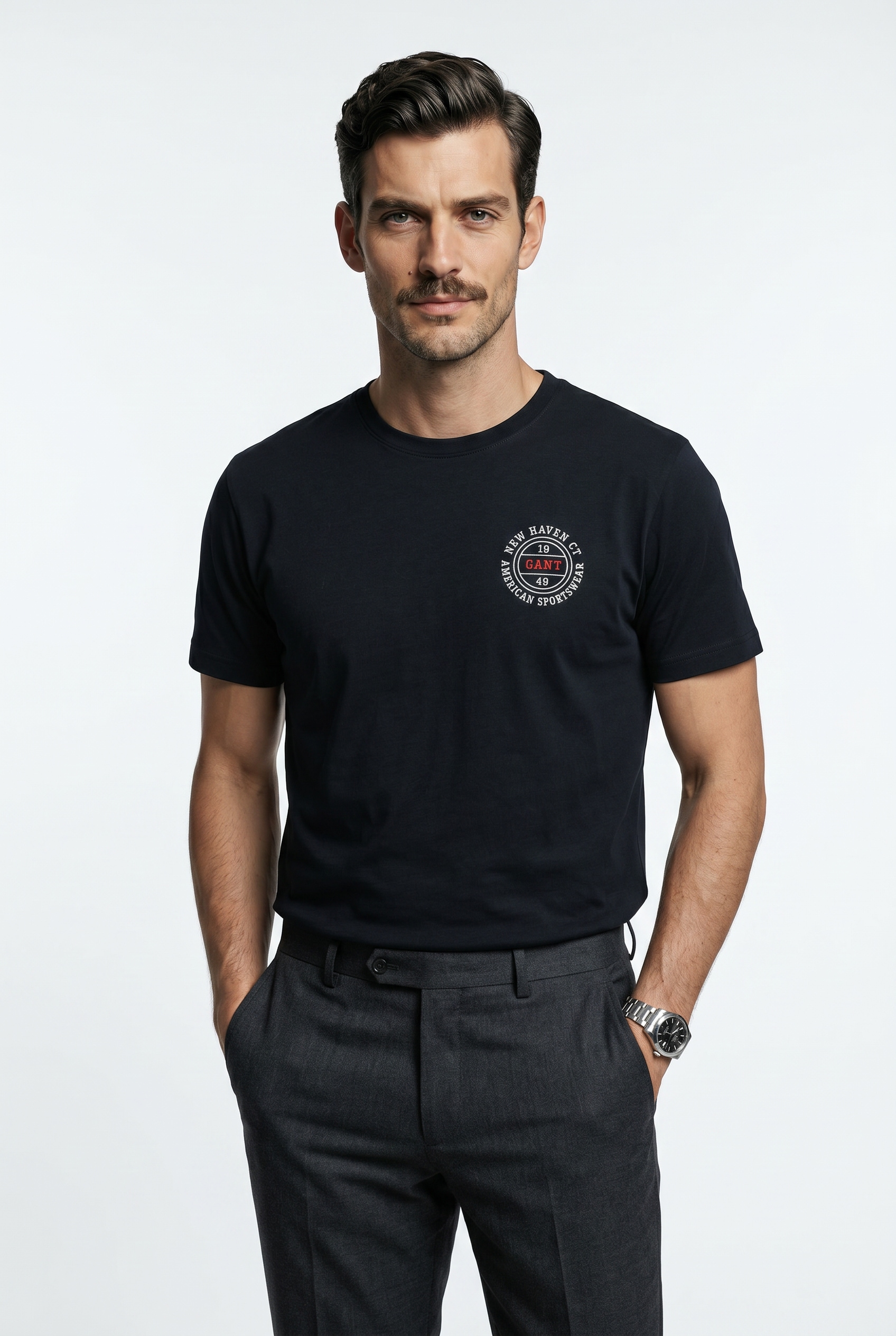 Gant T-Shirt »GRAPHIC SHORT SLEEVE« mit Print vorn, Rundhals