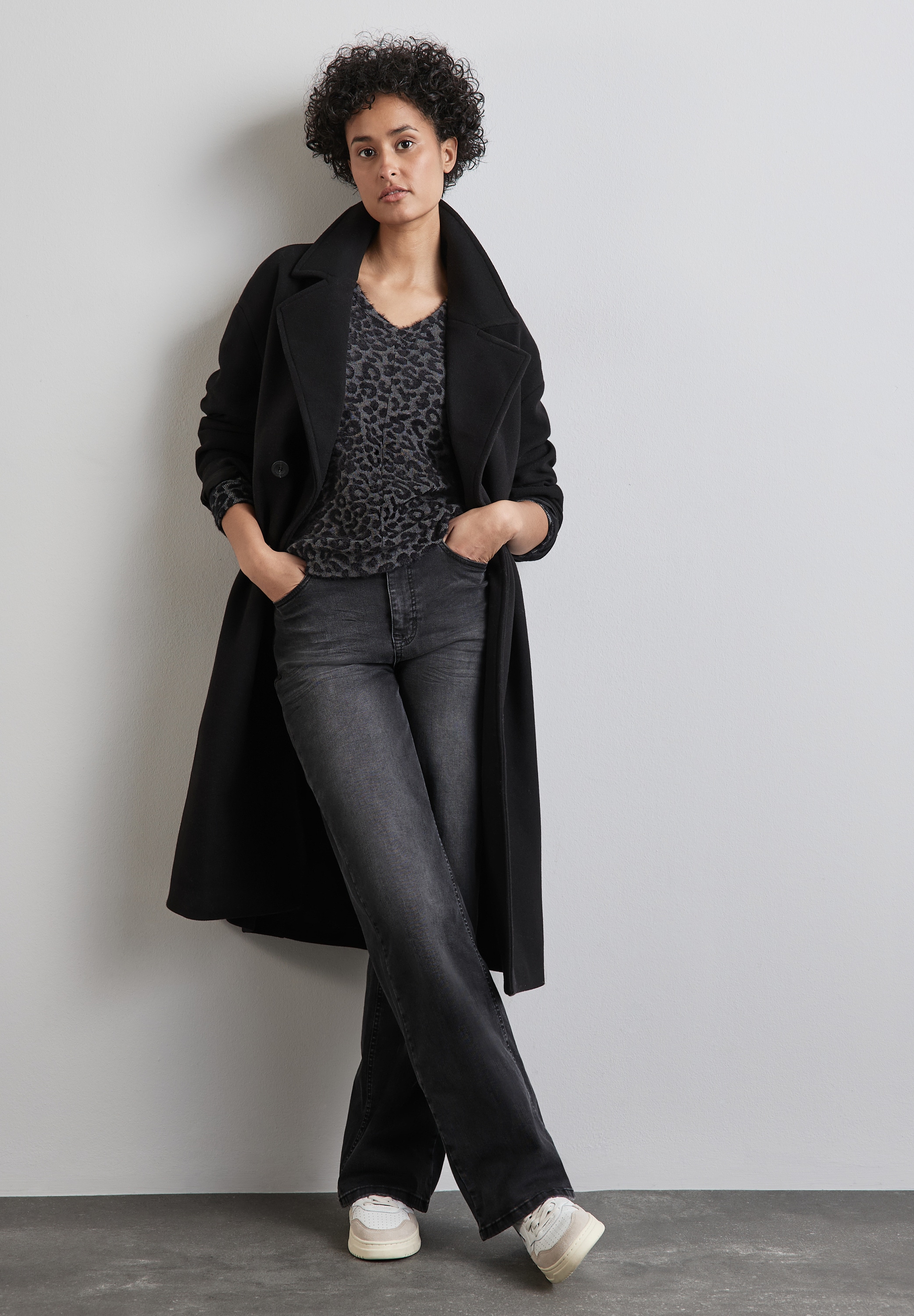 STREET ONE Langarmshirt mit flauschigem Leomuster