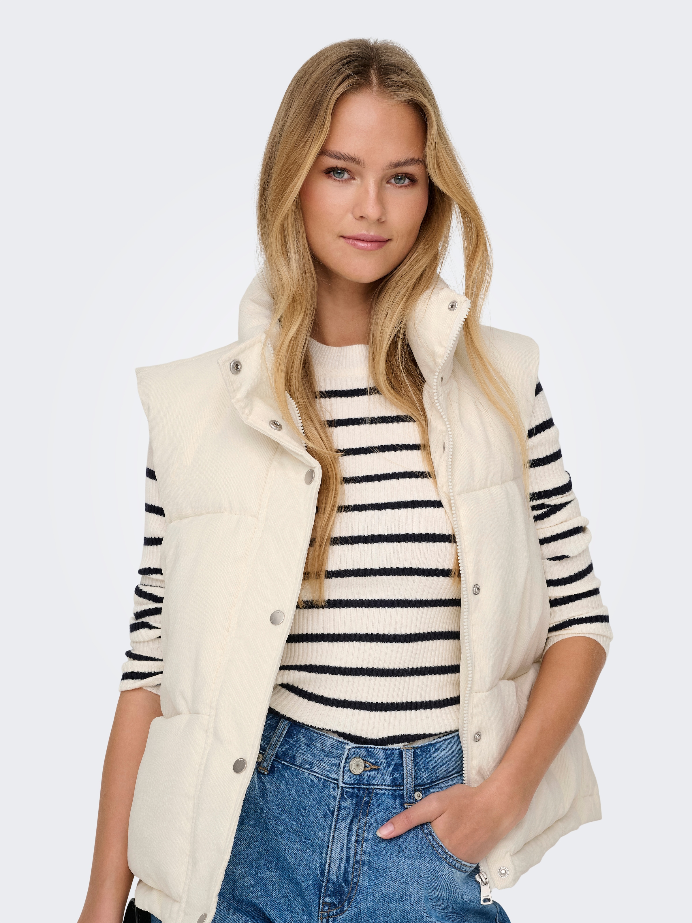 ONLY Gilet matelassé »ONLNEWDOLLY CORDUROY WAISTCOAT CS OTW«