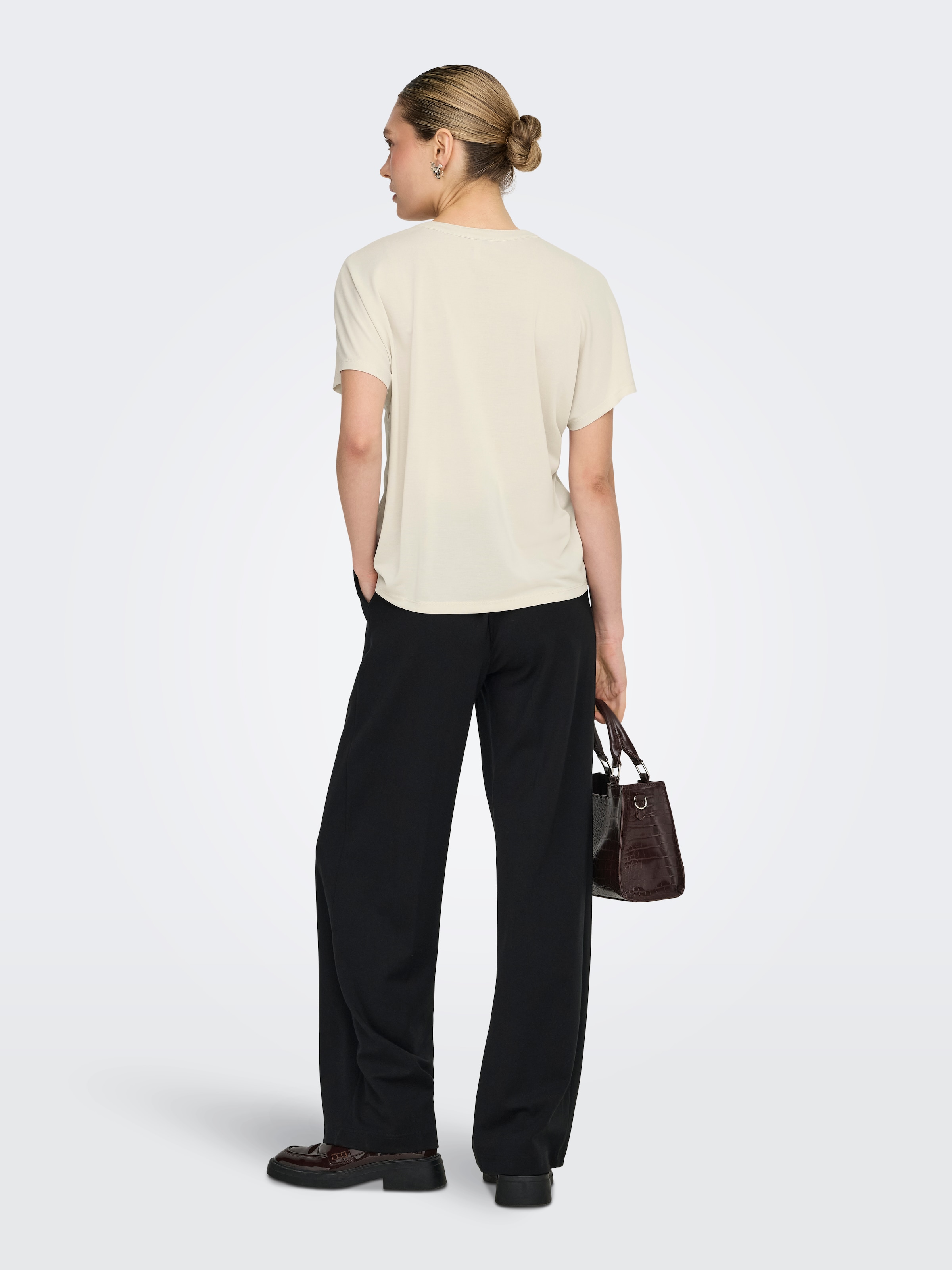 ONLY T-shirt à manches courtes »ONLFREE LIFE S/S SPLIT TOP JRS« mélange de matériaux, coupe régulière