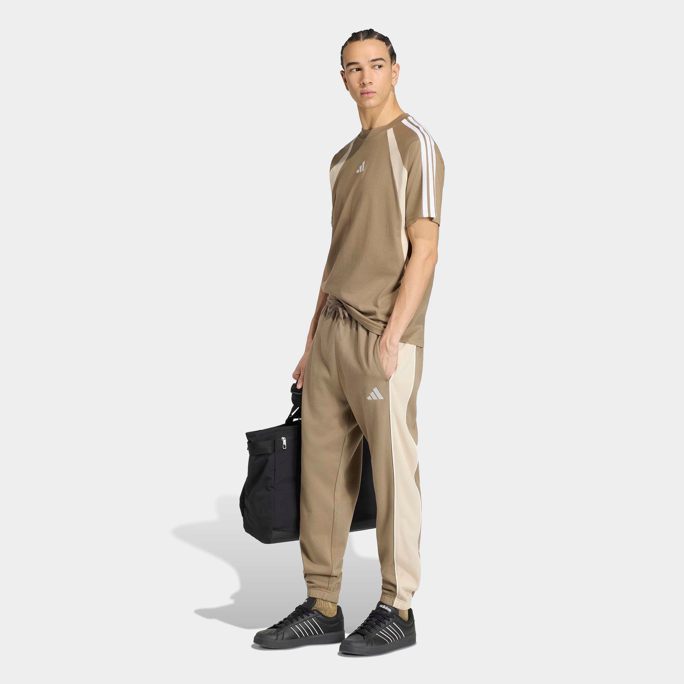 adidas Sportswear T-Shirt »M CB TEE« für Erwachsene, mit Rundhalsausschnitt, ohne Verschluss, aus Baumwolle