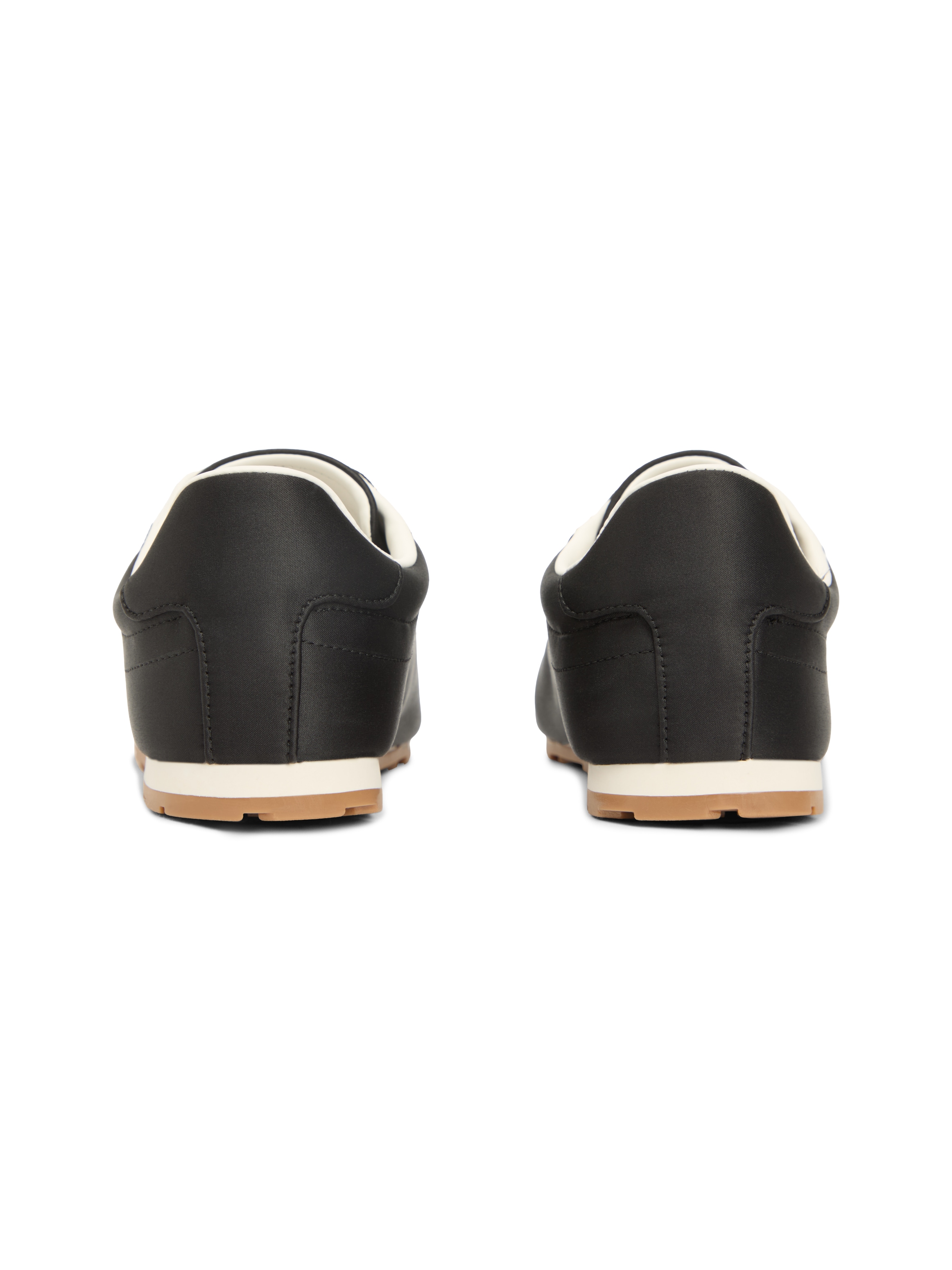Tommy Hilfiger Sneakers »TH BELLA LOW RUNNER SATIN«  chaussure de loisirs, chaussure basse, à lacets avec logo TH latéral