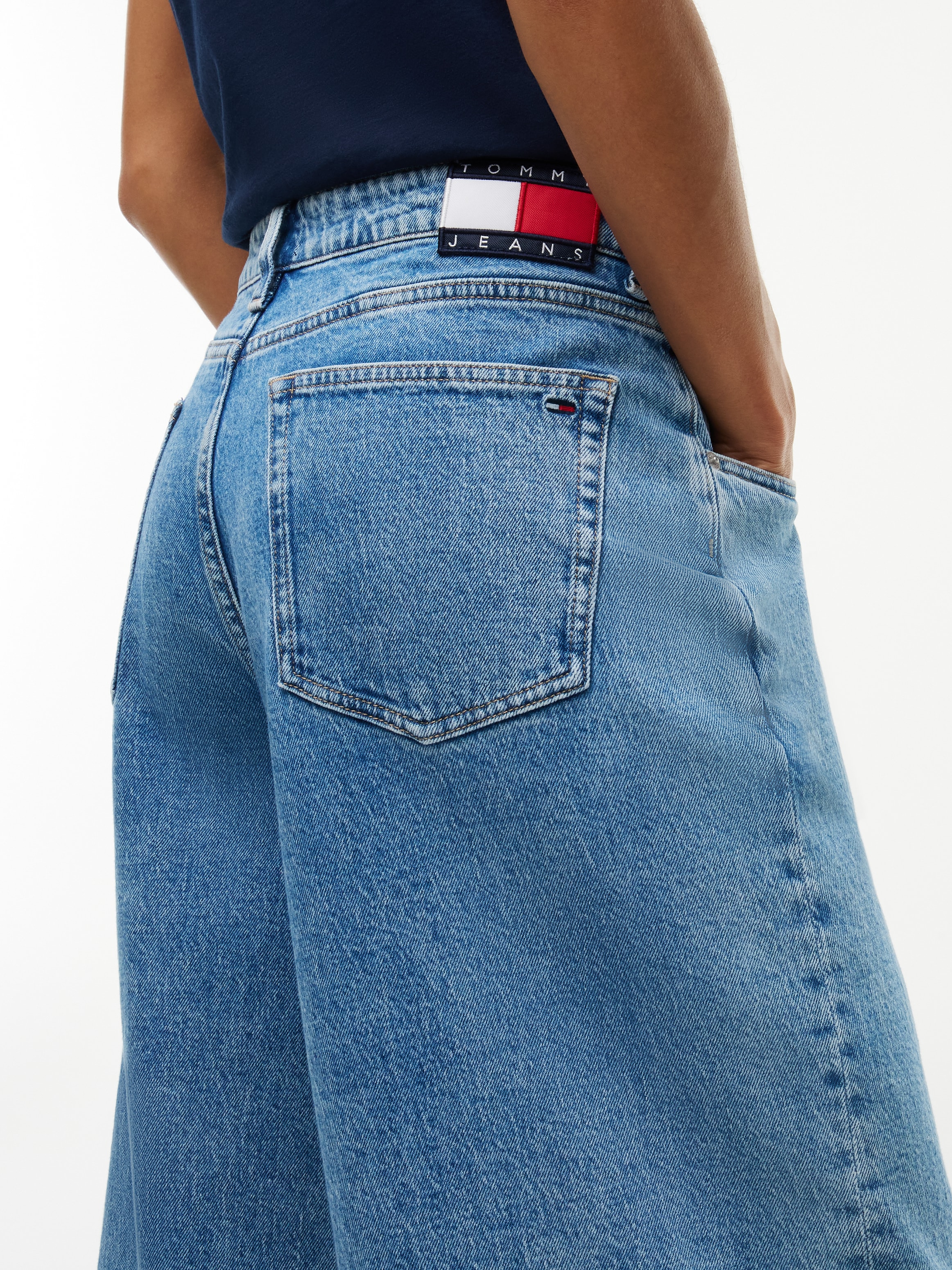 Tommy Jeans Jeans loose fit »DAISY  LOW RISE LOOSE BJ4138« mélange de coton