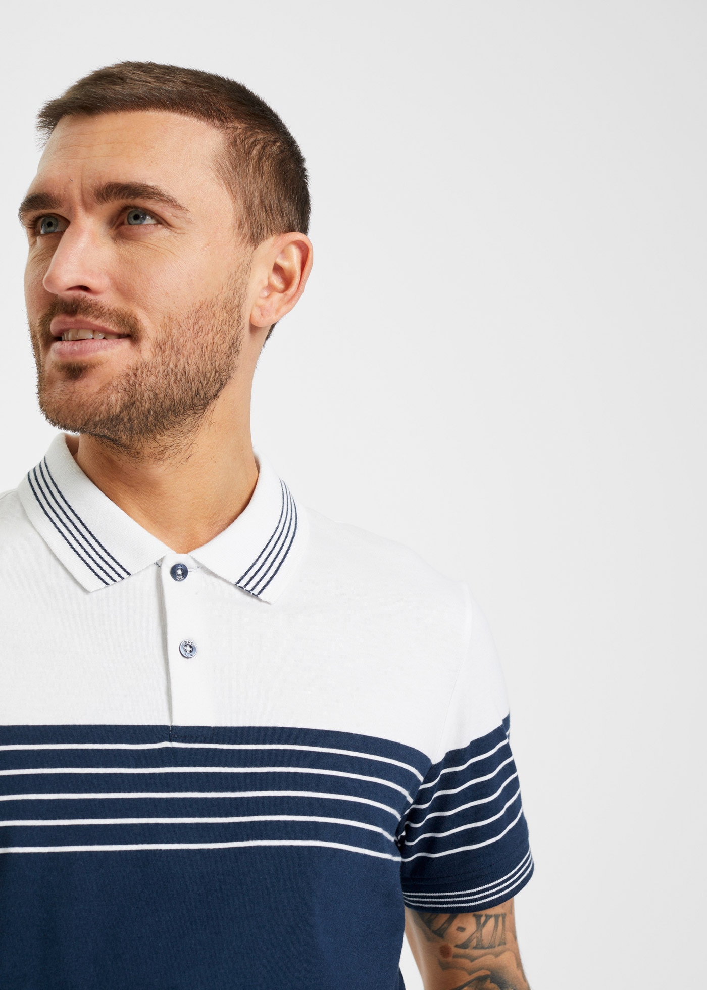 bonprix Polo coupe régulière, manches courtes, en jersey de coton