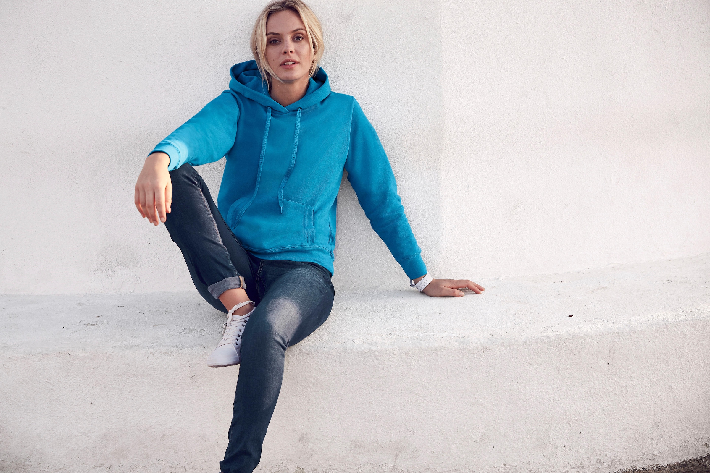 Fruit of the Loom Sweat à capuche »Classic hooded Sweat Lady-Fit«, mit Kängurutaschen
